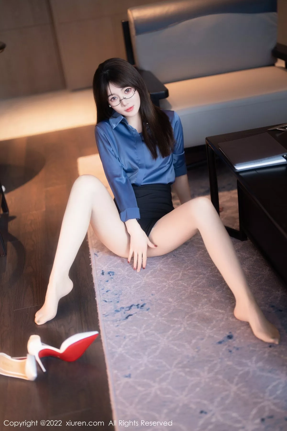 秀人集.com_[XiuRen秀人网]No.5419_模特婠婠么文员角色扮演半脱露蕾丝内衣超薄无内肉丝诱惑写真75P