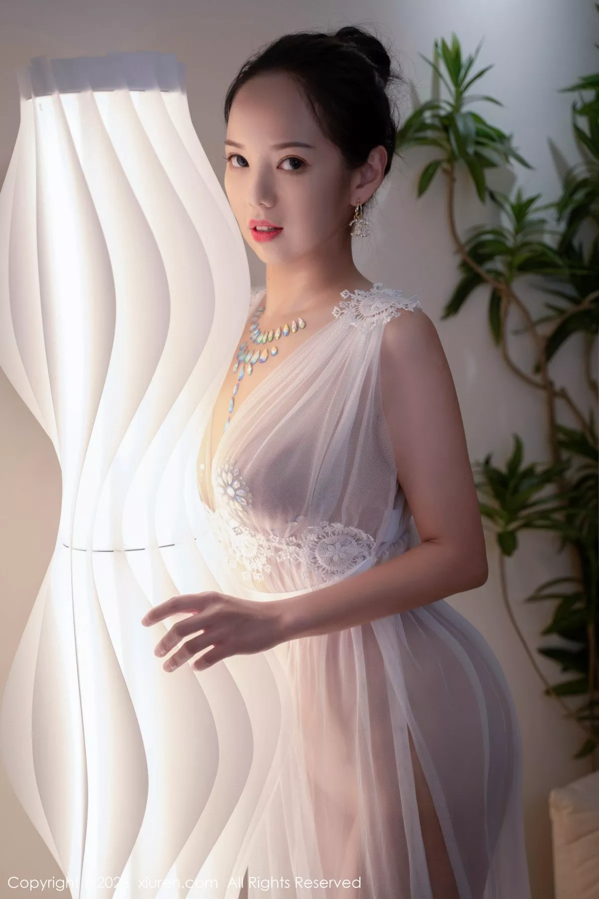 秀人集.com_[XiuRen秀人网]No.5434_模特大美妞儿私房透视薄纱露情趣镶钻服饰秀火辣身材诱惑写真62P