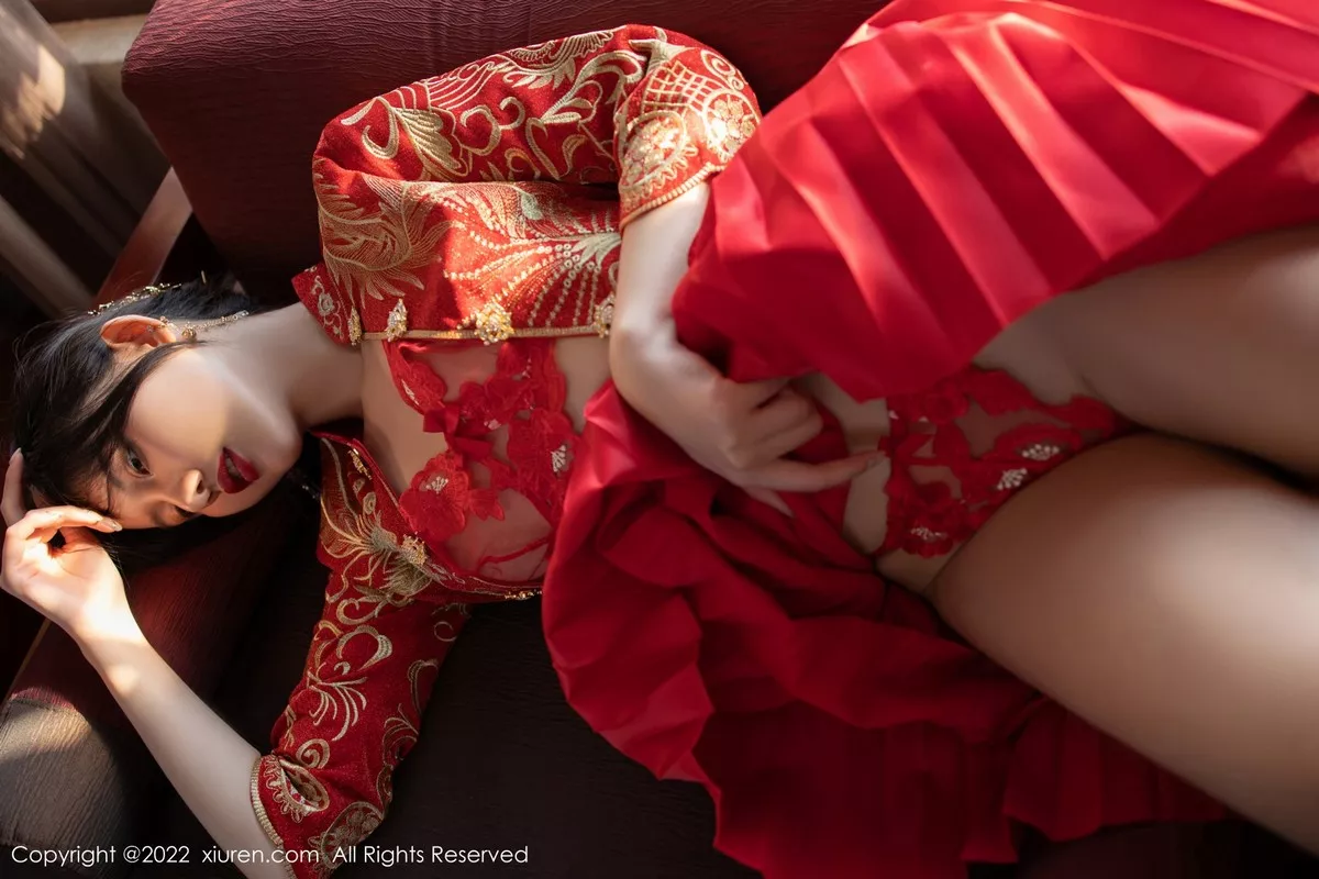 秀人集.com_[XiuRen秀人网]No.5319_模特就是阿朱啊云南旅拍性感红色喜服露轻透情趣内衣诱惑写真70P