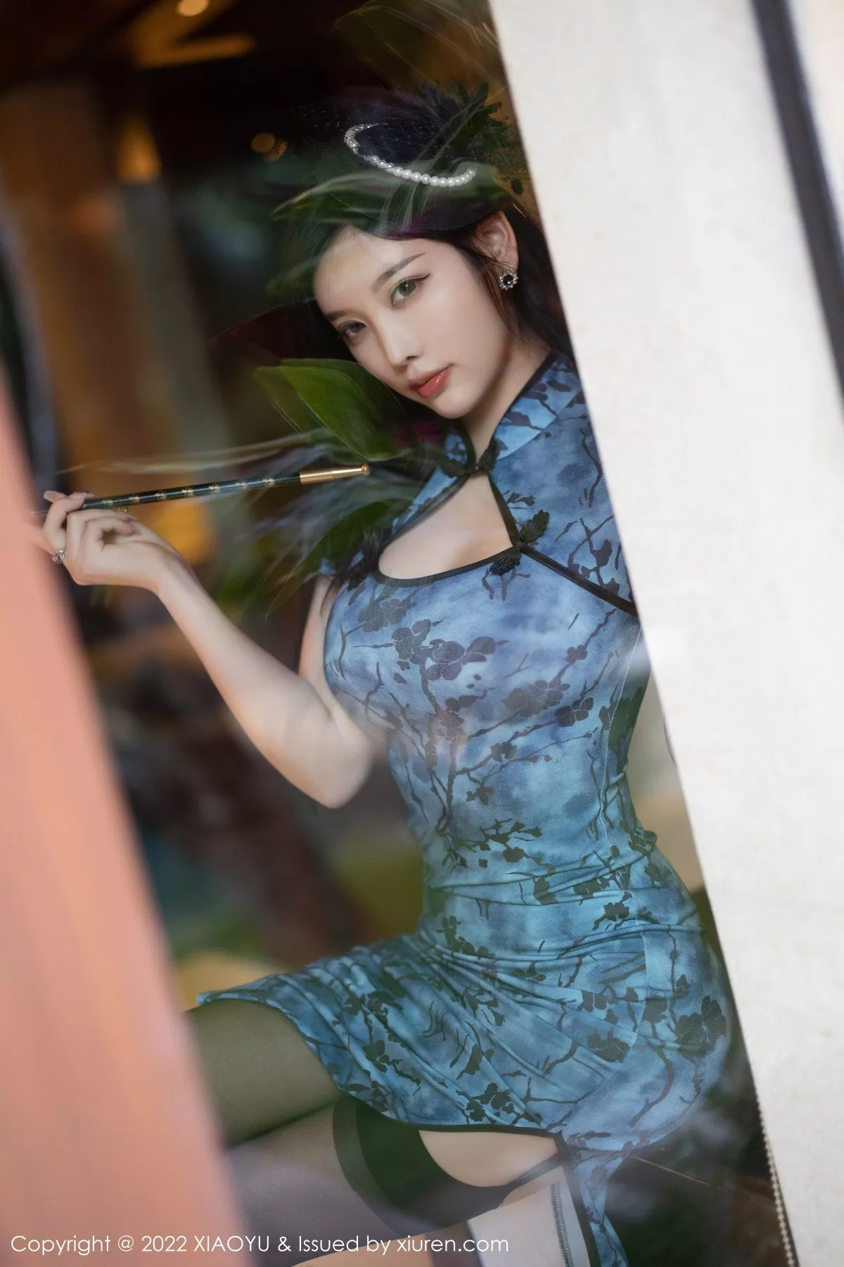 秀人集.com_[XiaoYu画语界]Vol.826_女神杨晨晨Yome心愿旅拍性感旗袍配超薄黑丝秀美腿诱惑写真63P