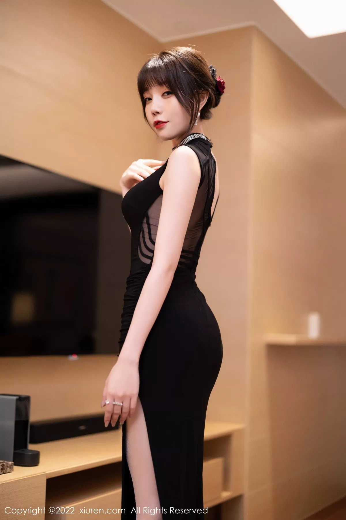 秀人集.com_[XiuRen秀人网]No.5460_女神徐莉芝Booty脱连衣长裙露黑色轻透网纱内衣撩人诱惑写真80P