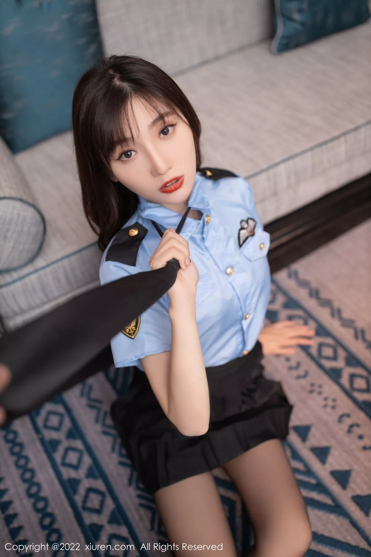 秀人集.com_[XiuRen秀人网]No.5461_模特陆萱萱性感女警官制服半脱露深蓝色蕾丝内衣完美诱惑写真84P