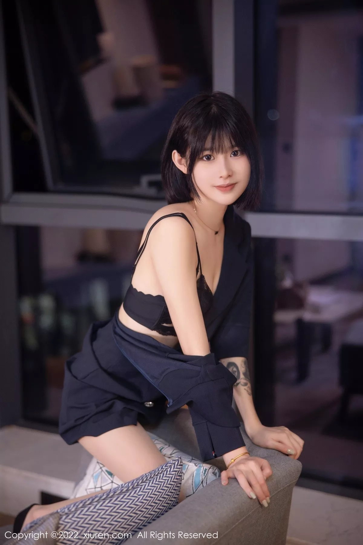 秀人集.com_[XiuRen秀人网]No.5329_模特77qiqi私房半脱露性感蓝色蕾丝内衣配超薄肉丝完美诱惑写真98P
