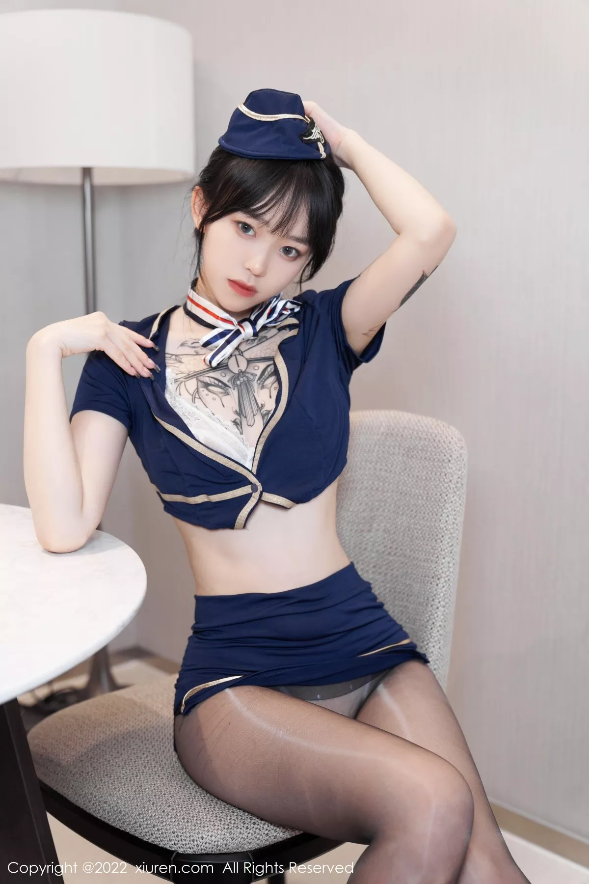 秀人集.com_[XiuRen秀人网]No.5352_模特奶瓶脱性感蓝色服饰露白色蕾丝内衣超薄黑丝撩人诱惑写真60P