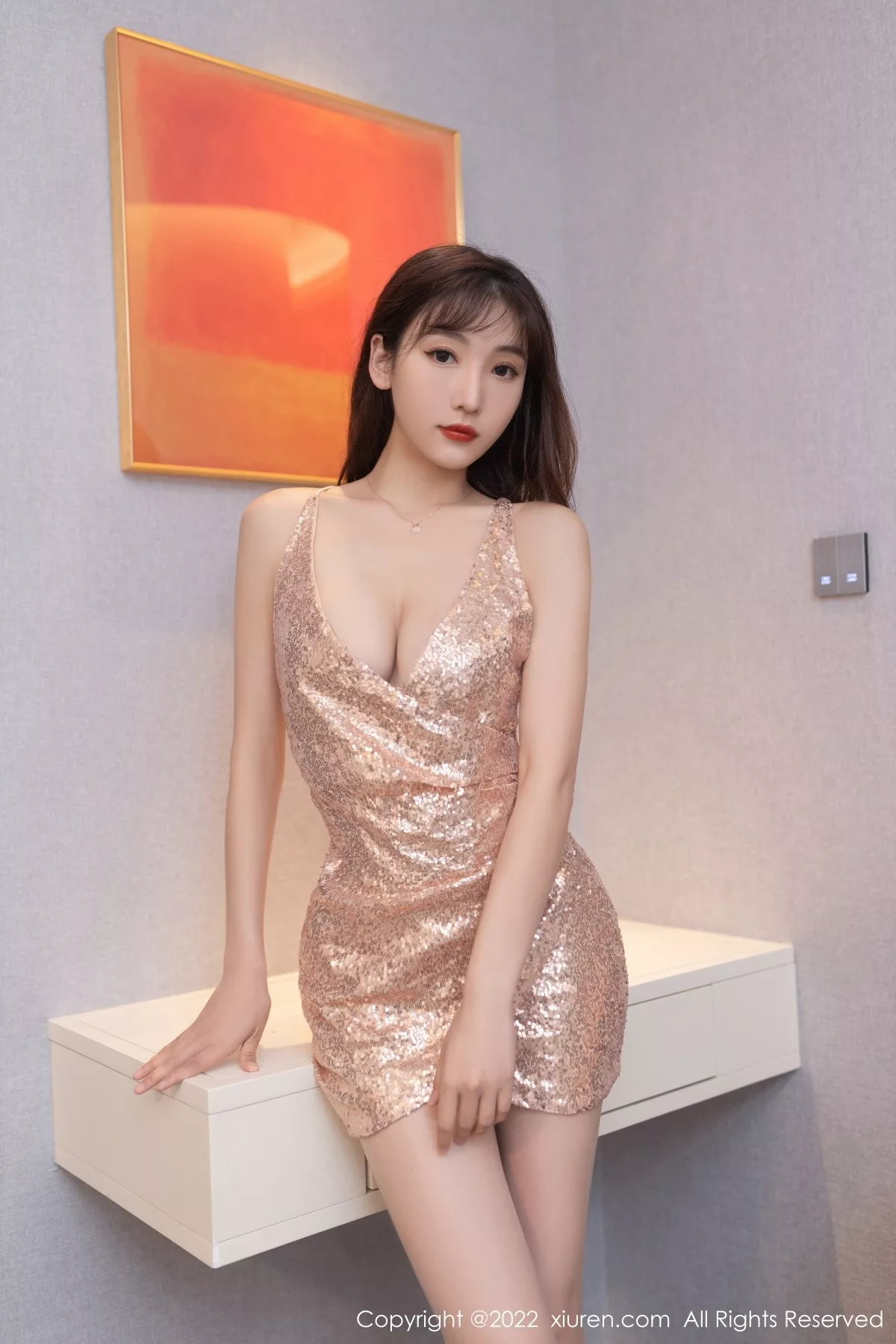 秀人集.com_[XiuRen秀人网]No.5354_模特陆萱萱广州-云南旅拍铜色闪亮吊裙配原色丝袜撩人诱惑写真78P