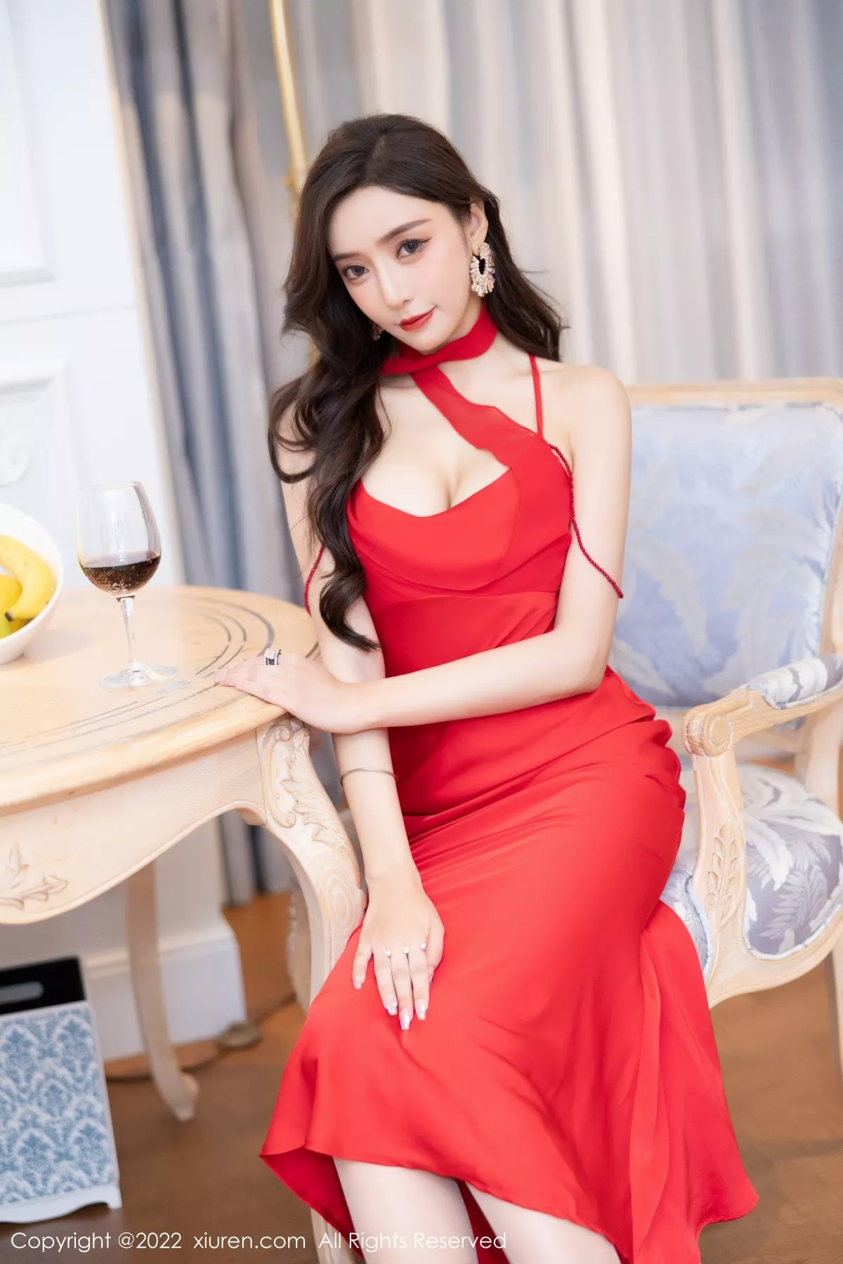 秀人集.com_[XiuRen秀人网]No.5470_女神王馨瑶yanni脱性感红色礼裙露金色条纹内衣完美诱惑写真78P