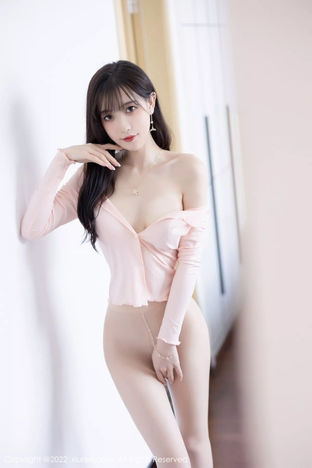 秀人集.com_[XiuRen秀人网]No.5544_模特林星阑性感粉色套装配超薄无内肉丝秀曼妙身姿诱惑写真81P