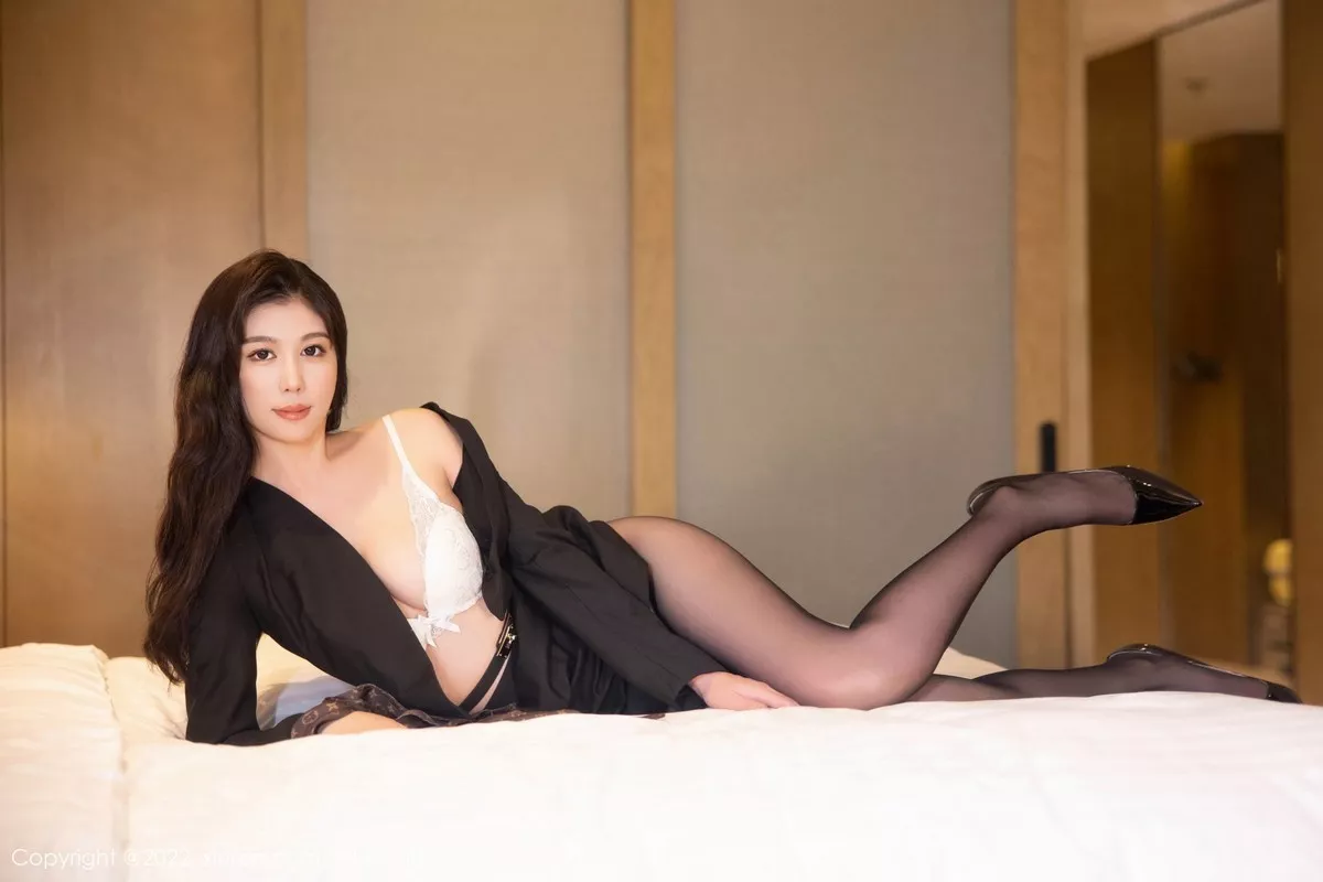 秀人集.com_[XiuRen秀人网]No.5471_模特李雅柔182CM脱黑色职业套装露性感白色蕾丝内衣诱惑写真81P