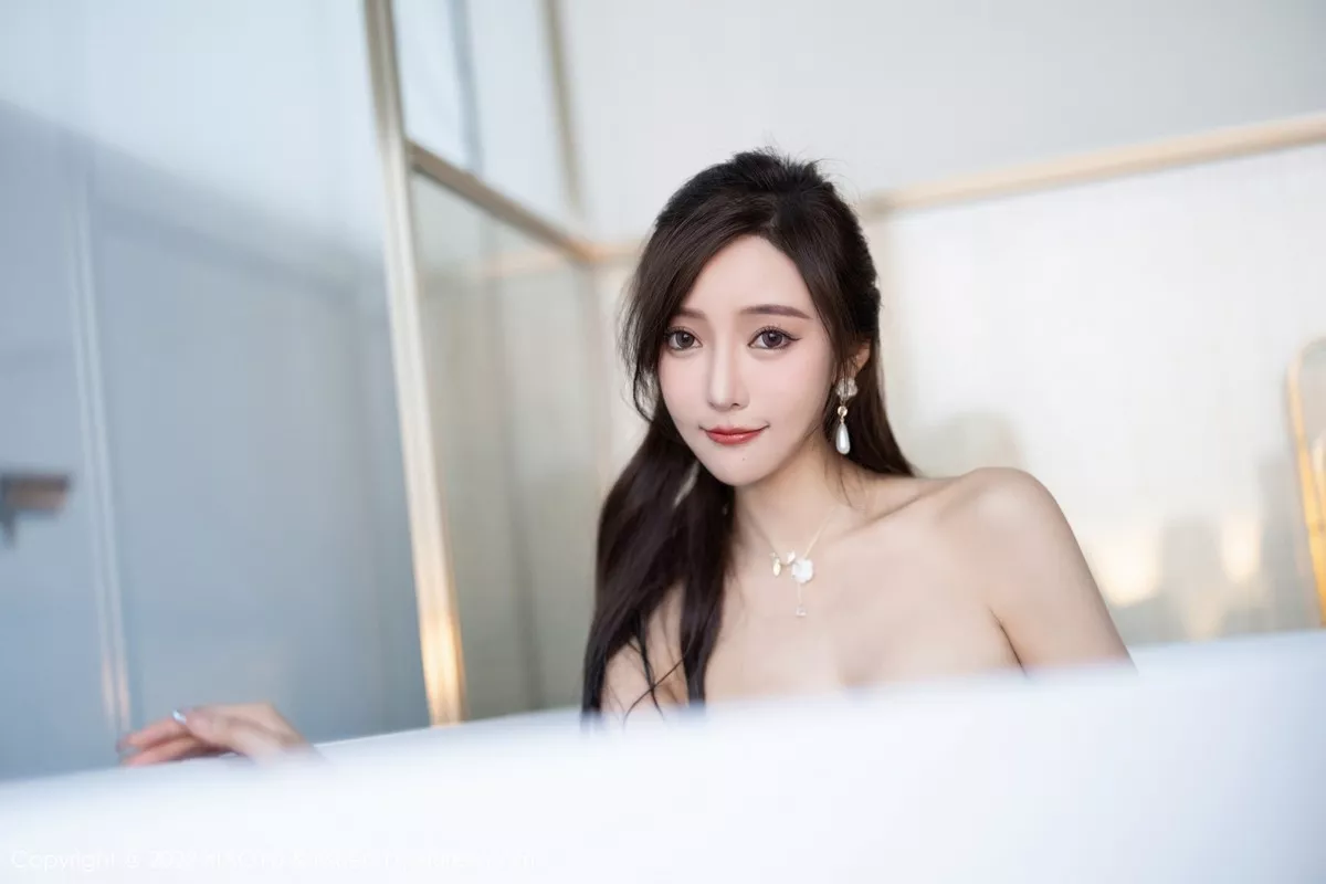 秀人集.com_[XiaoYu画语界]Vol.847_女神王馨瑶yanni脱性感粉色连衣长裙露超薄无内黑丝魅惑写真80P