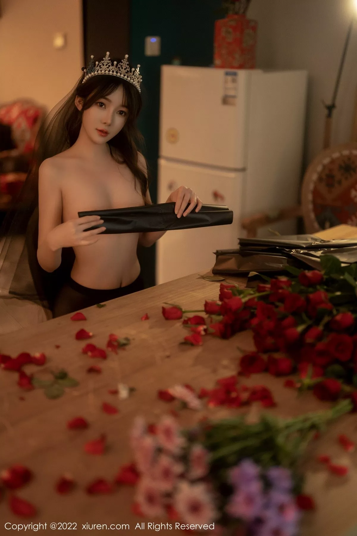 秀人集.com_[XiuRen秀人网]No.5552_模特婠婠么私房性感黑色露肩连衣裙配超薄黑丝秀曼妙身材写真74P