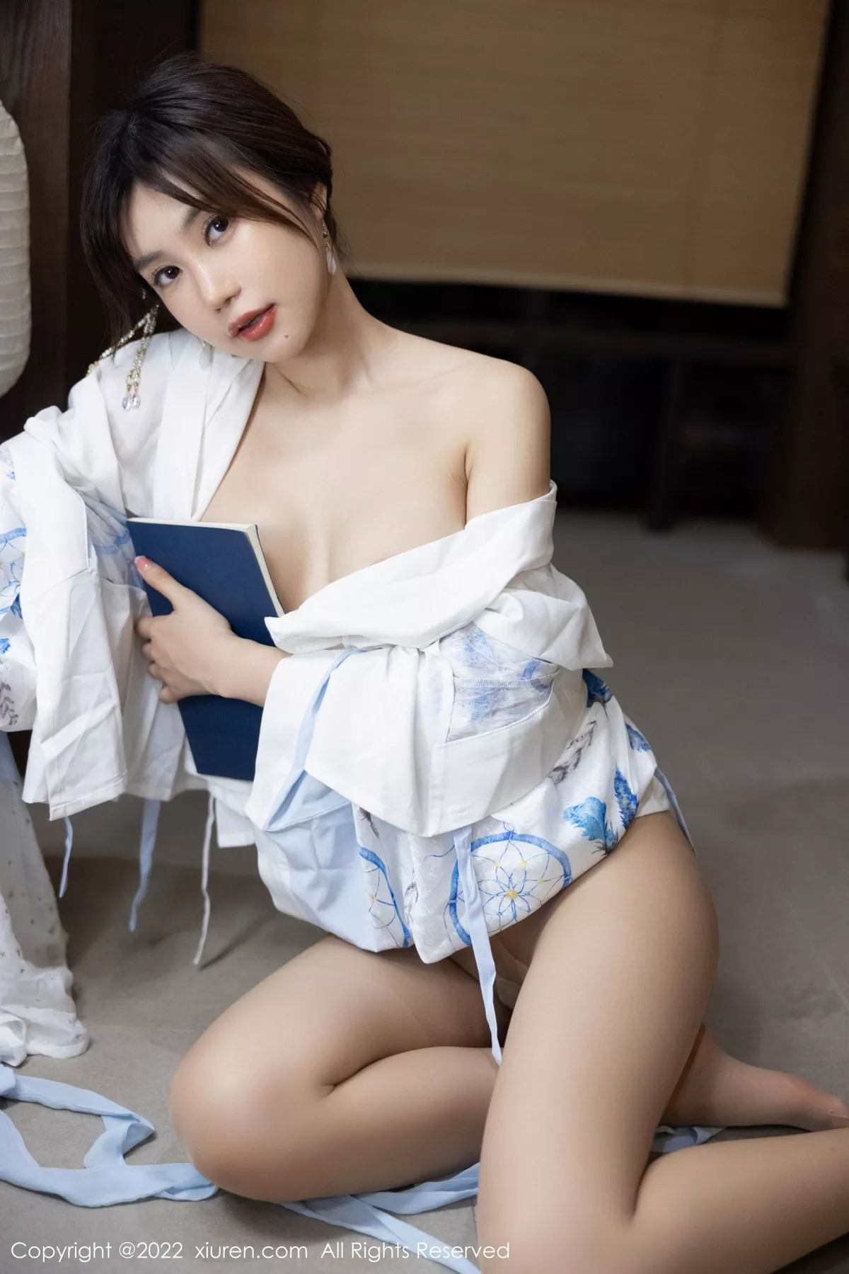 秀人集.com_[XiuRen秀人网]No.5569_女神绮里嘉ula私房日式风性感和服配超薄无内肉丝极致诱惑写真75P
