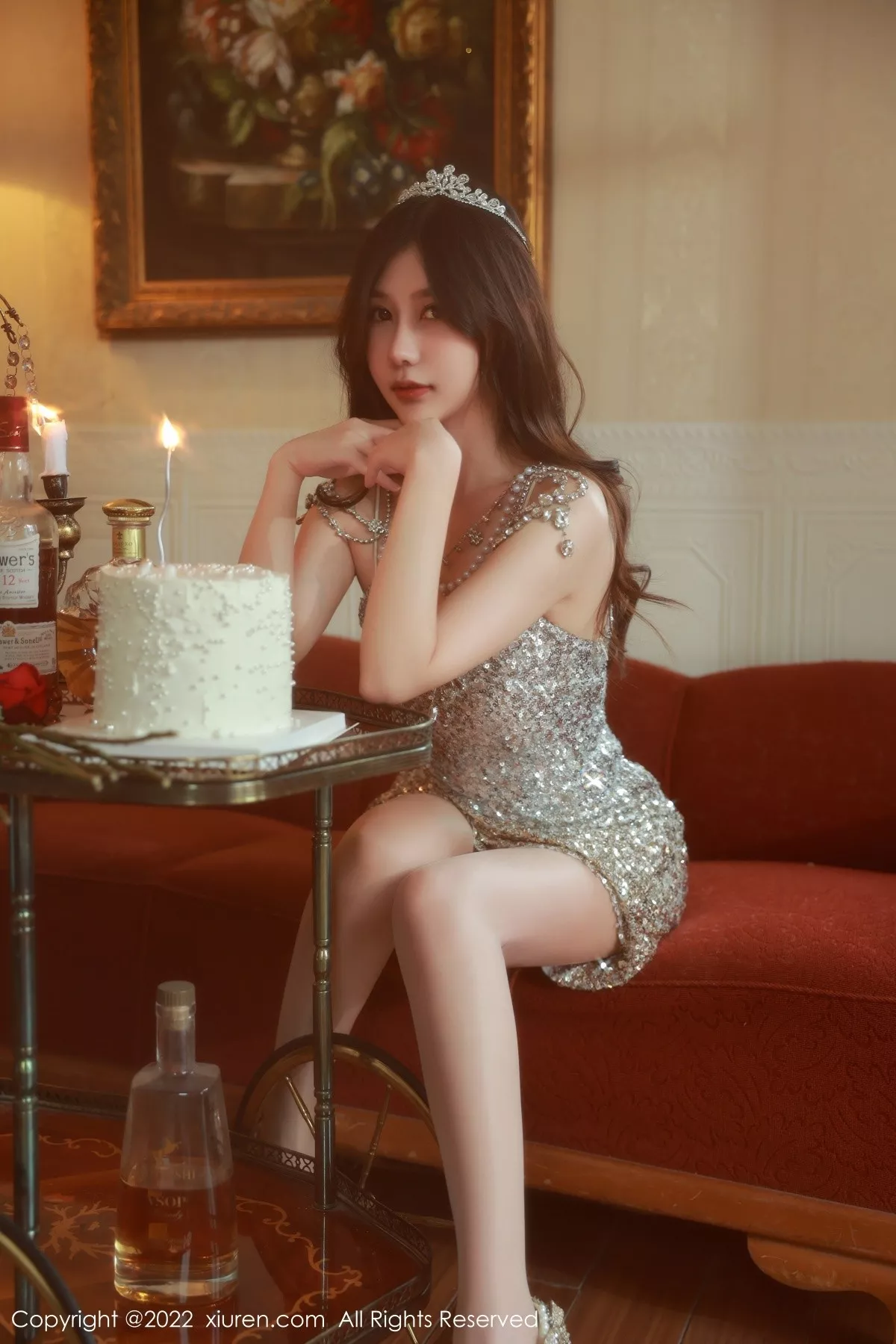 秀人集.com_[XiuRen秀人网]No.5584_模特尹甜甜生日派对主题性感闪亮吊带连衣裙秀丰满身材诱惑写真63P