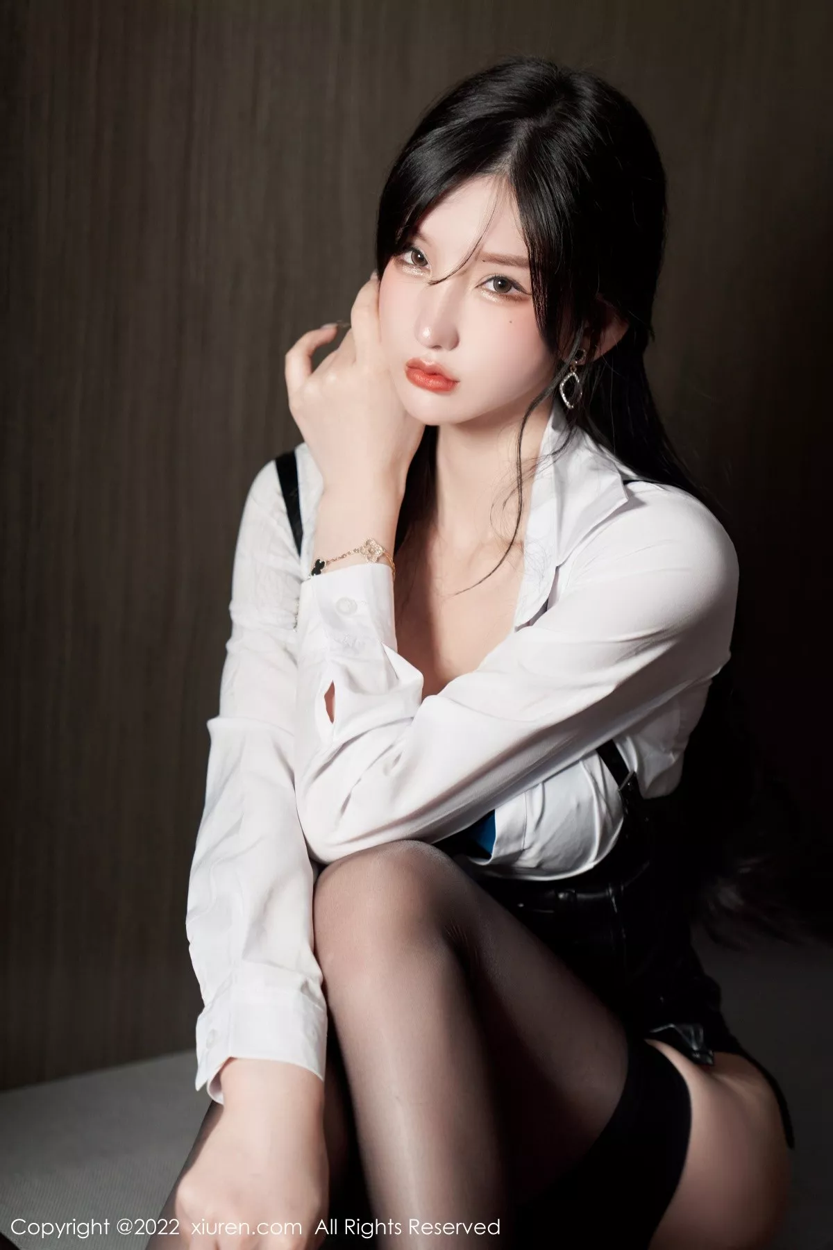 秀人集.com_[XiuRen秀人网]No.5602_女神周于希Sally性感白T配黑皮短裙露黑色蕾丝内衣完美诱惑写真90P