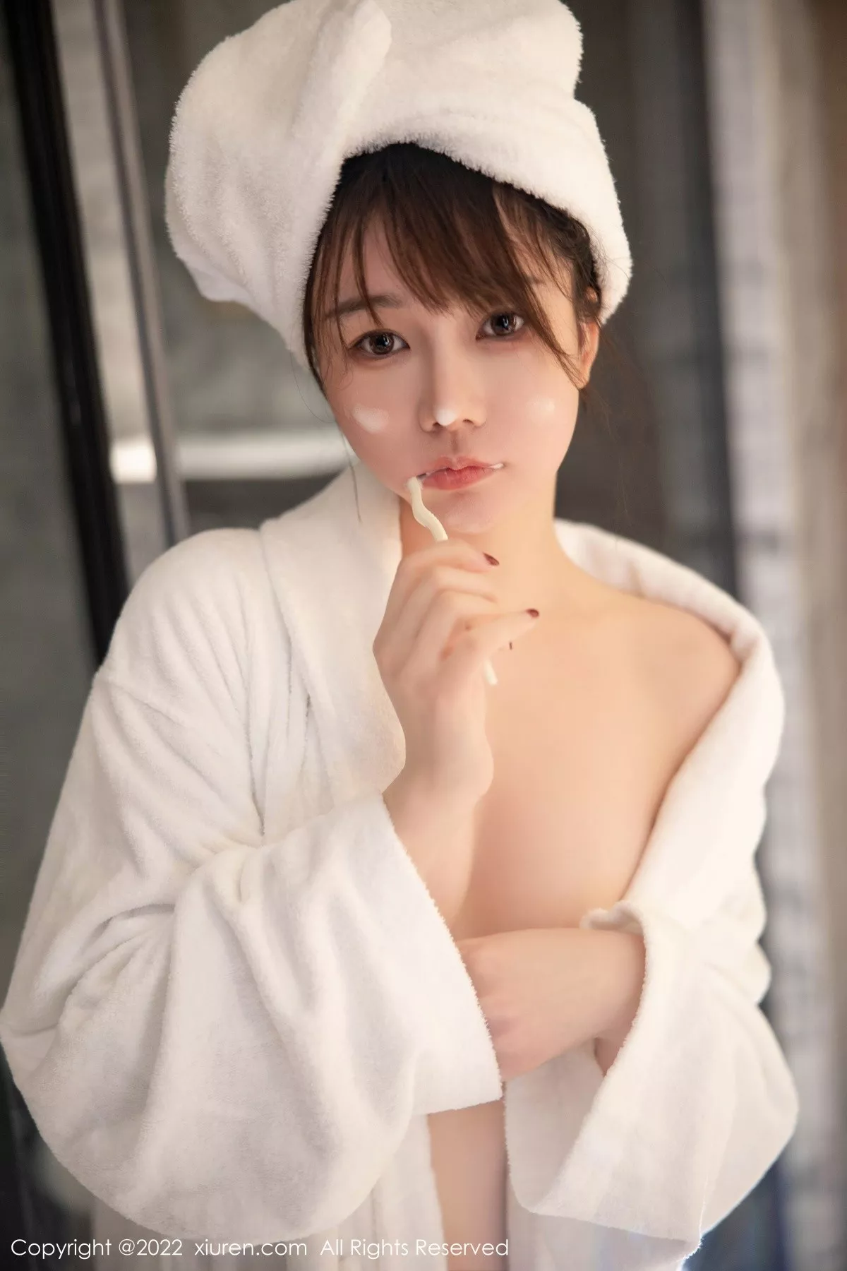 秀人集.com_[XiuRen秀人网]No.5477_模特婠婠么私房浴缸性感深蓝色比基尼湿身泡泡浴撩人诱惑写真76P