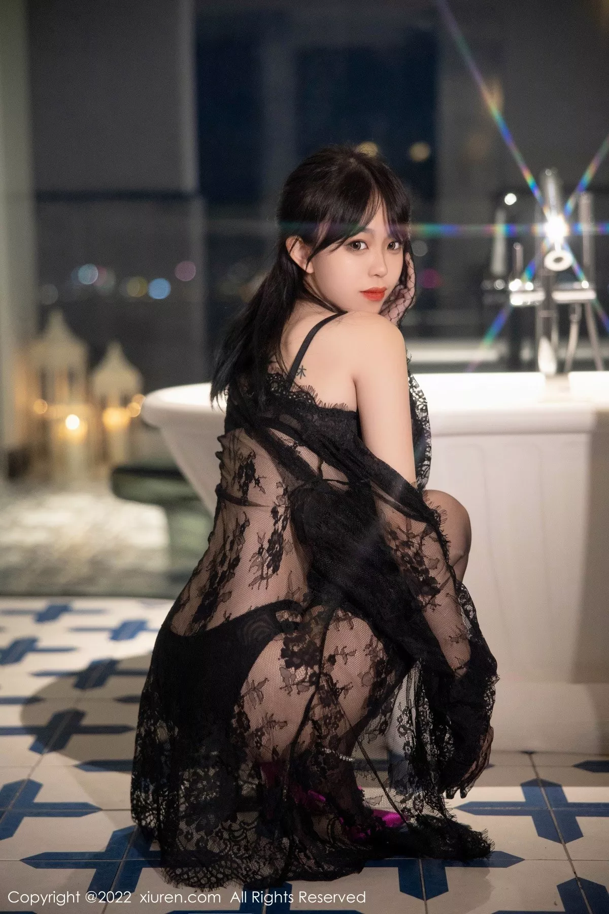 秀人集.com_[XiuRen秀人网]No.5491_模特奶瓶大理旅拍性感黑网纱披风露黑色轻透内衣极致魅惑写真70P