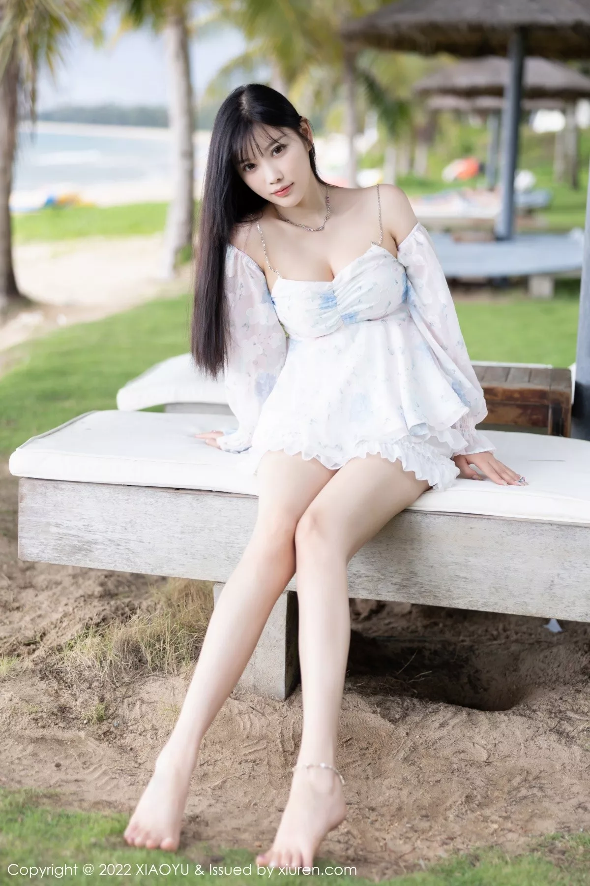 秀人集.com_[XiaoYu画语界]Vol.851_女神杨晨晨Yome白色露肩连衣裙+淡绿吊带裙秀完美身材诱惑写真80P