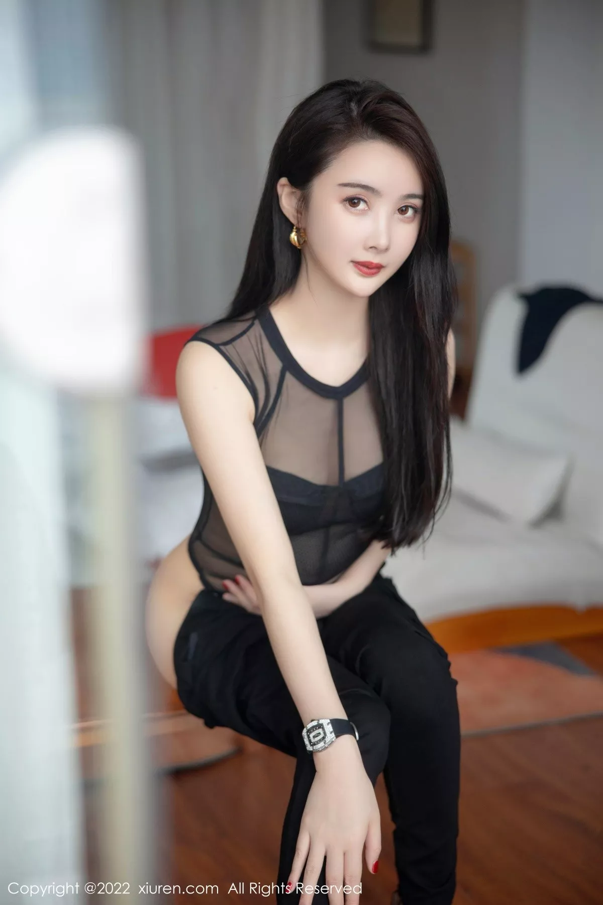 秀人集.com_[XiuRen秀人网]No.5505_模特Summer宝宝私房半脱露黑色轻透服饰秀曼妙身姿诱惑写真51P