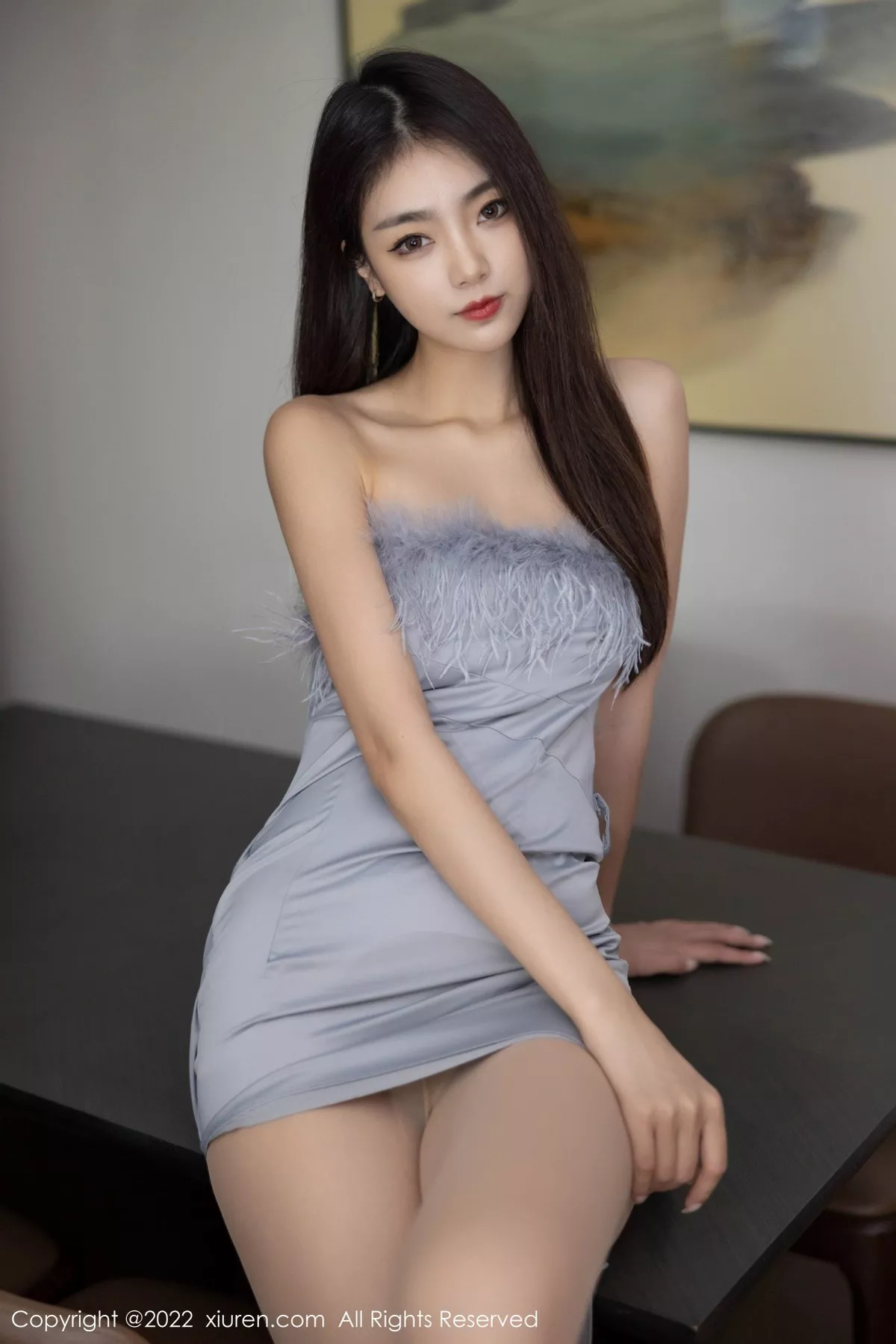 秀人集.com_[XiuRen秀人网]No.5664_模特可乐Vicky性感蓝灰色露肩连衣短裙配超薄肉丝惹火诱惑写真54P