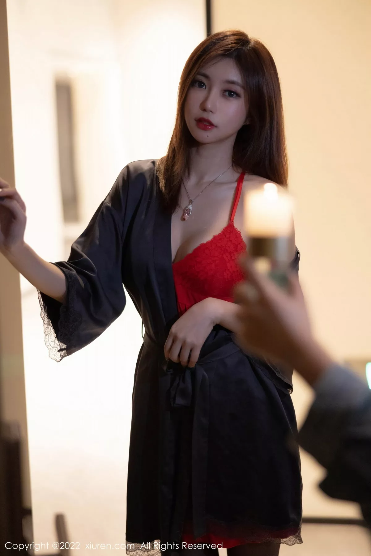 秀人集.com_[XiuRen秀人网]No.5671_女神绮里嘉ula心愿旅拍性感红色睡裙配超薄黑丝妩媚诱惑写真51P