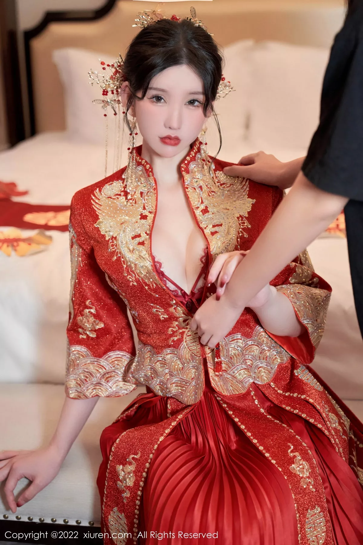 秀人集.com_[XiuRen秀人网]No.5675_女神周于希Sally私房脱新娘装露红色蕾丝内衣超薄肉丝诱惑写真80P