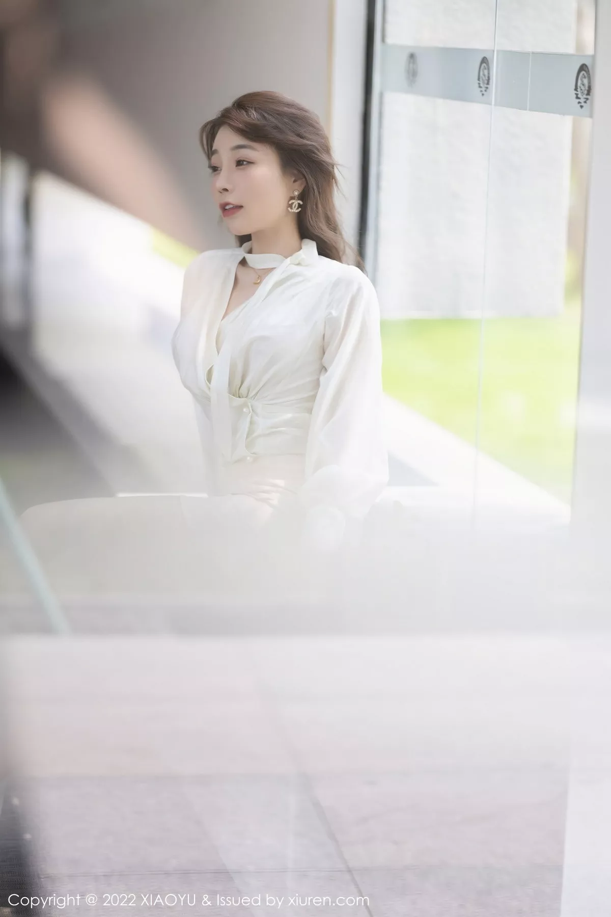 秀人集.com_[XiaoYu画语界]Vol.876_女神徐莉芝Booty白色上衣配粉短裙露粉色蕾丝内衣撩人诱惑写真85P