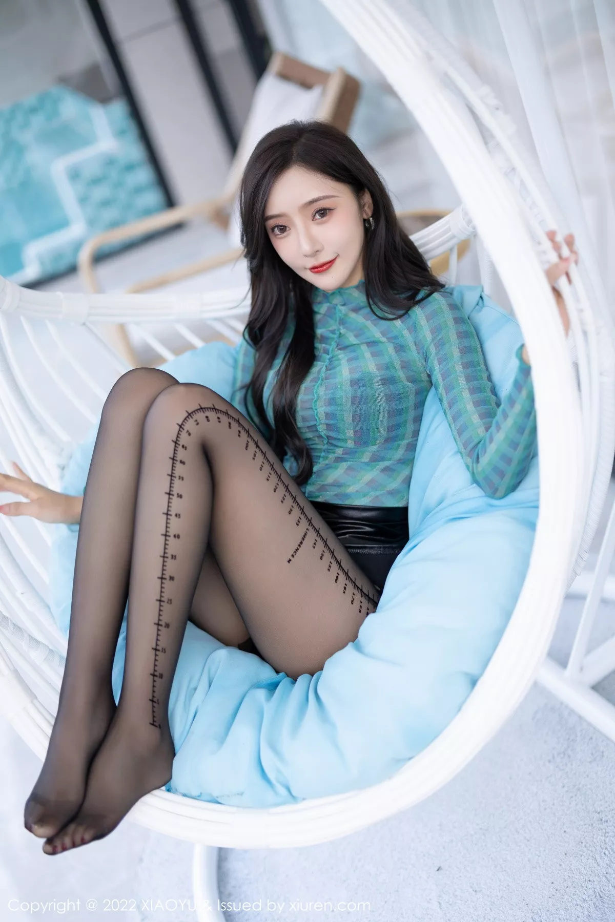 秀人集.com_[XiaoYu画语界]Vol.878_女神王馨瑶yanni杭州旅拍私房性感黑色内衣配超薄黑丝诱惑写真87P