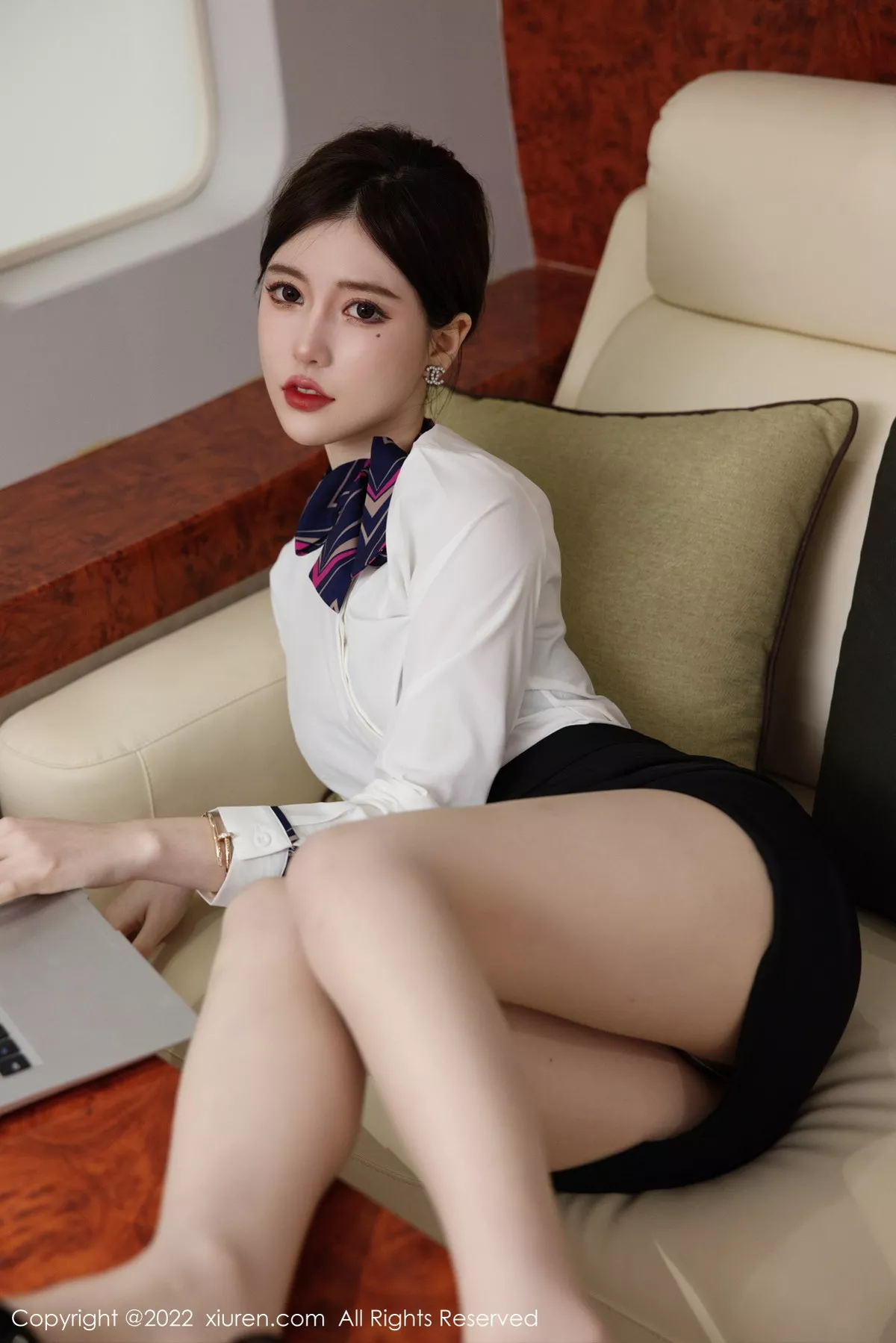 秀人集.com_[XiuRen秀人网]No.5696_模特美桃酱性感白T配黑短裙露蕾丝内衣超薄肉丝迷人诱惑写真106P