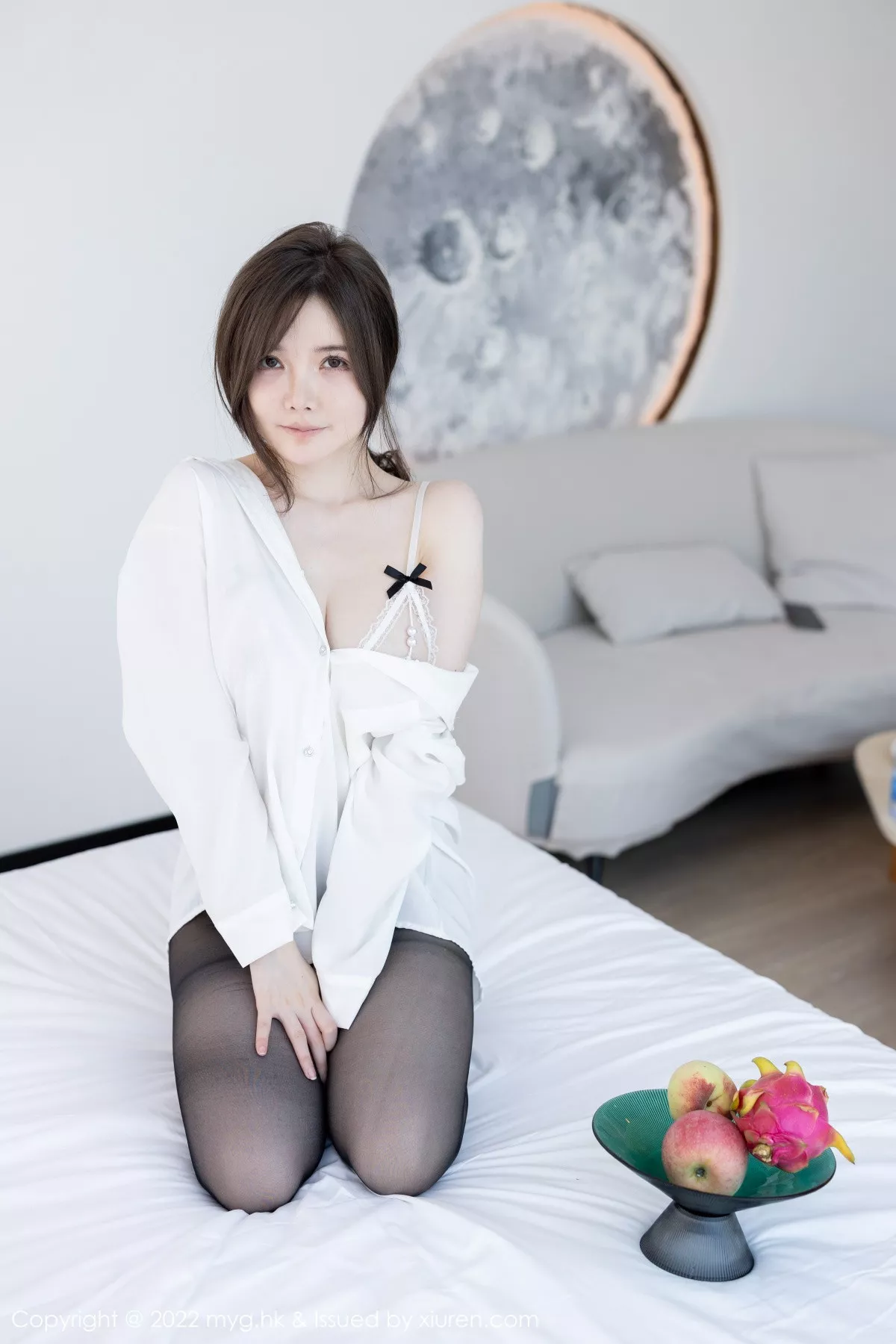 秀人集.com_[MyGirl美媛馆]Vol.641_模特糯美子MINIbabe私房脱白纱衣露性感蕾丝内衣惹火诱惑写真59P