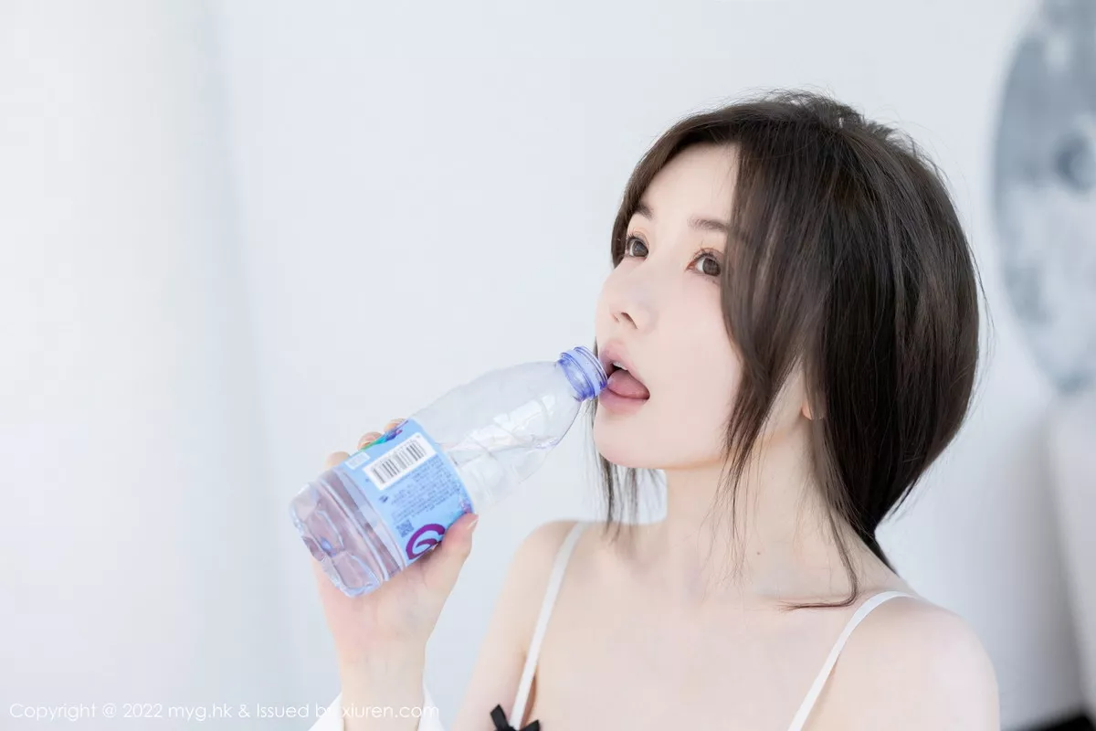 秀人集.com_[MyGirl美媛馆]Vol.641_模特糯美子MINIbabe私房脱白纱衣露性感蕾丝内衣惹火诱惑写真59P