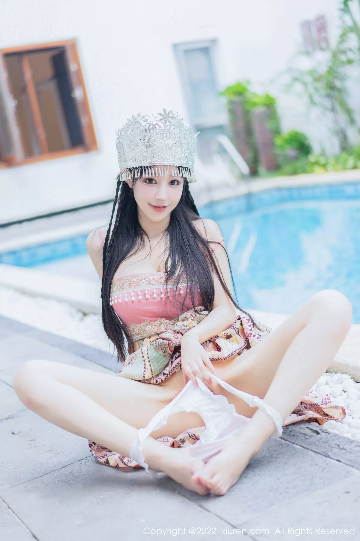 秀人集.com_[XiuRen秀人网]No.5615_女神朱可儿Flora民族服饰装扮性感粉色吊带露傲人豪乳诱惑写真70P