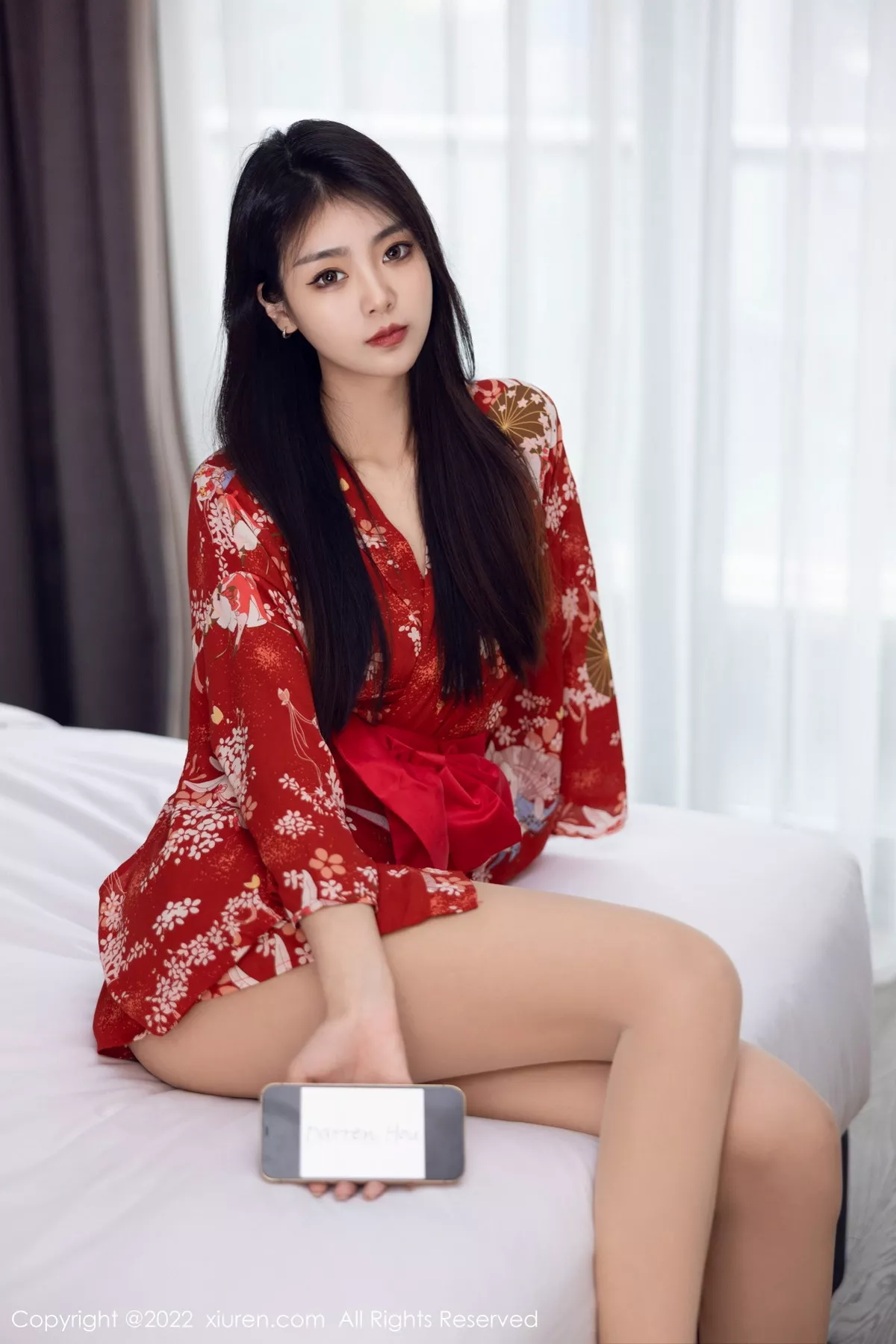 秀人集.com_[XiuRen秀人网]No.5736_模特可乐Vicky红色图案服饰配超薄无内肉丝秀翘臀美腿诱惑写真53P