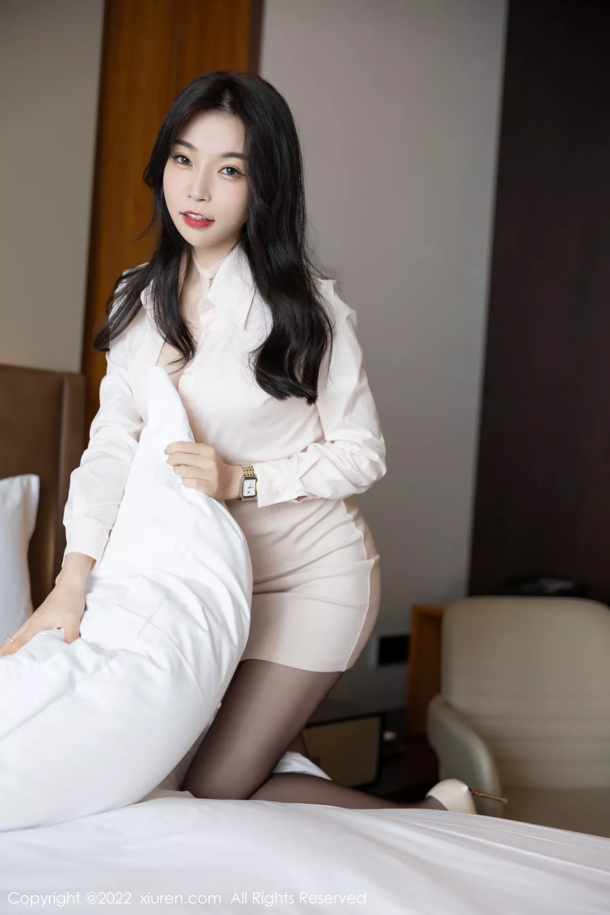秀人集.com_[XiuRen秀人网]No.5737_女神徐莉芝Booty半脱浅色套装露浅色蕾丝内衣超薄黑丝诱惑写真88P
