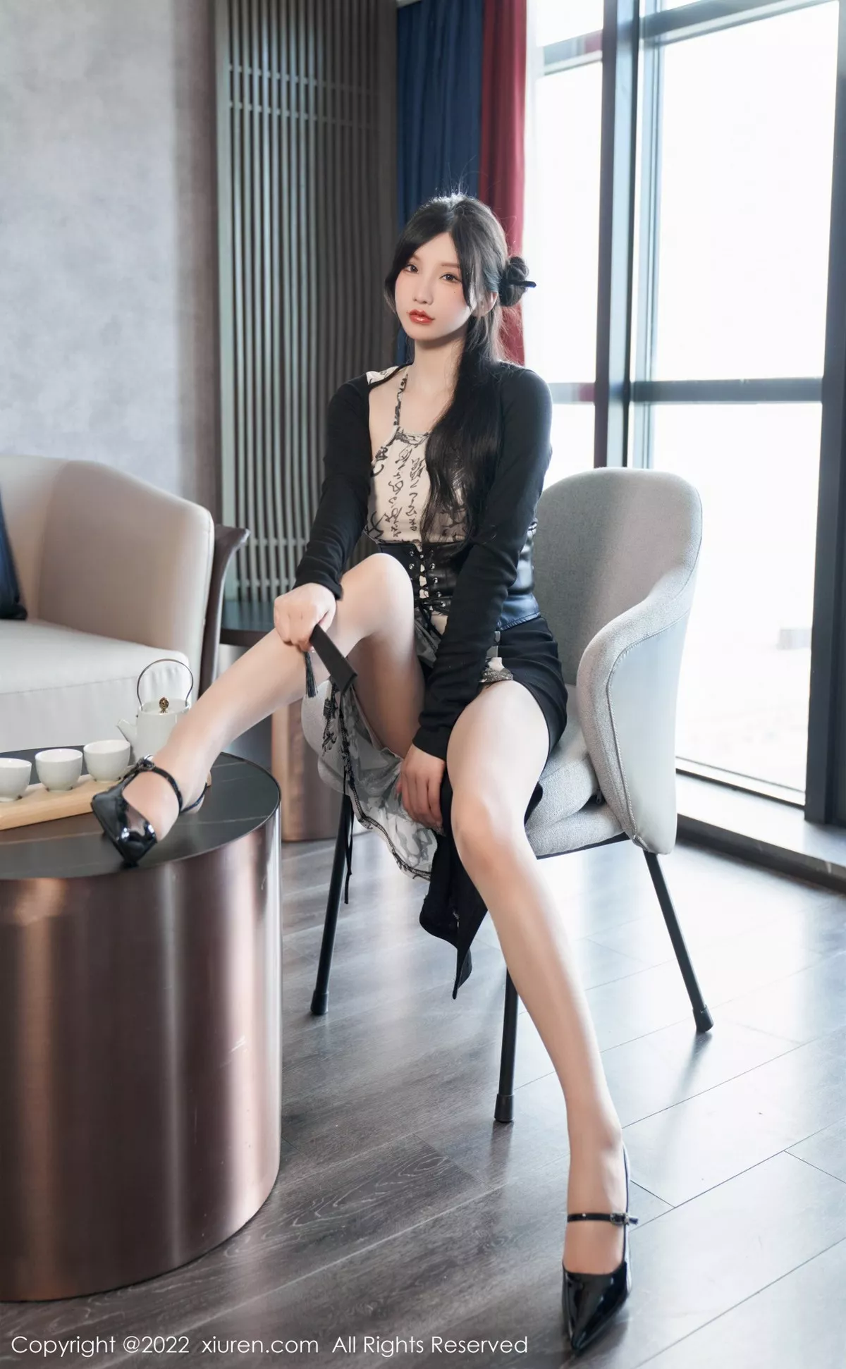 秀人集.com_[XiuRen秀人网]No.5623_女神周于希Sally性感拼色连衣裙配超薄开档肉丝绝美诱惑写真94P