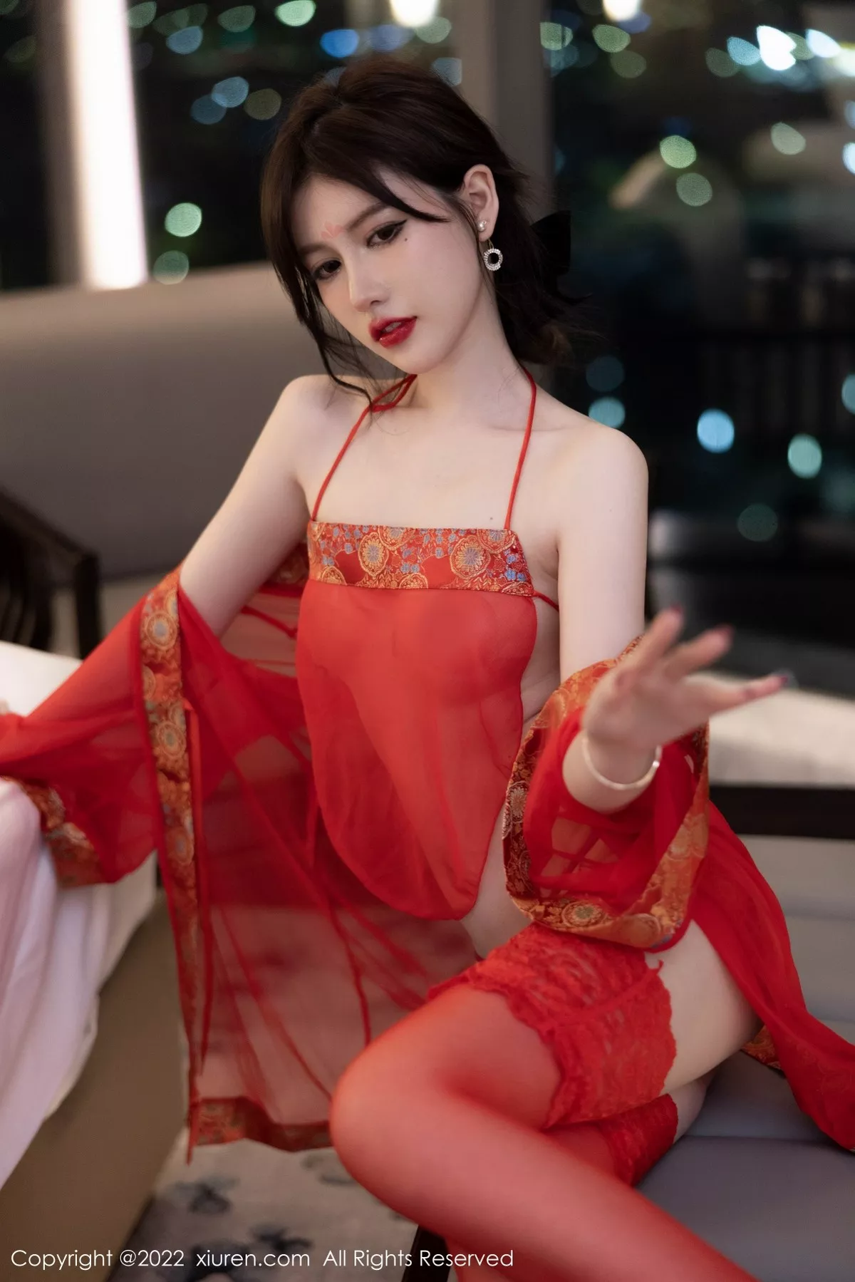 秀人集.com_[XiuRen秀人网]No.5619_模特美桃酱性感红色轻透薄纱古装透视秀白嫩肌肤惹火诱惑写真72P