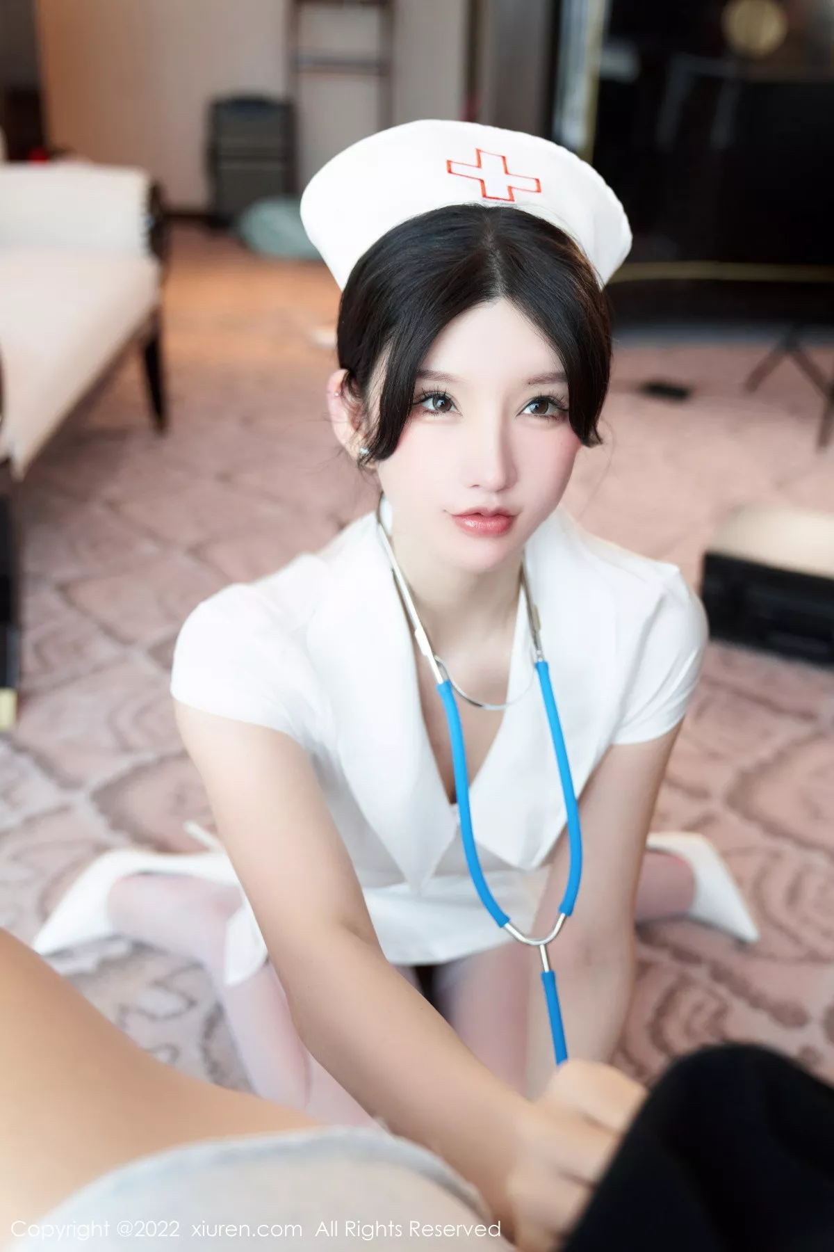 秀人集.com_[XiuRen秀人网]No.5746_女神周于希Sally脱白色护士制服露性感内衣配白丝吊袜诱惑写真80P