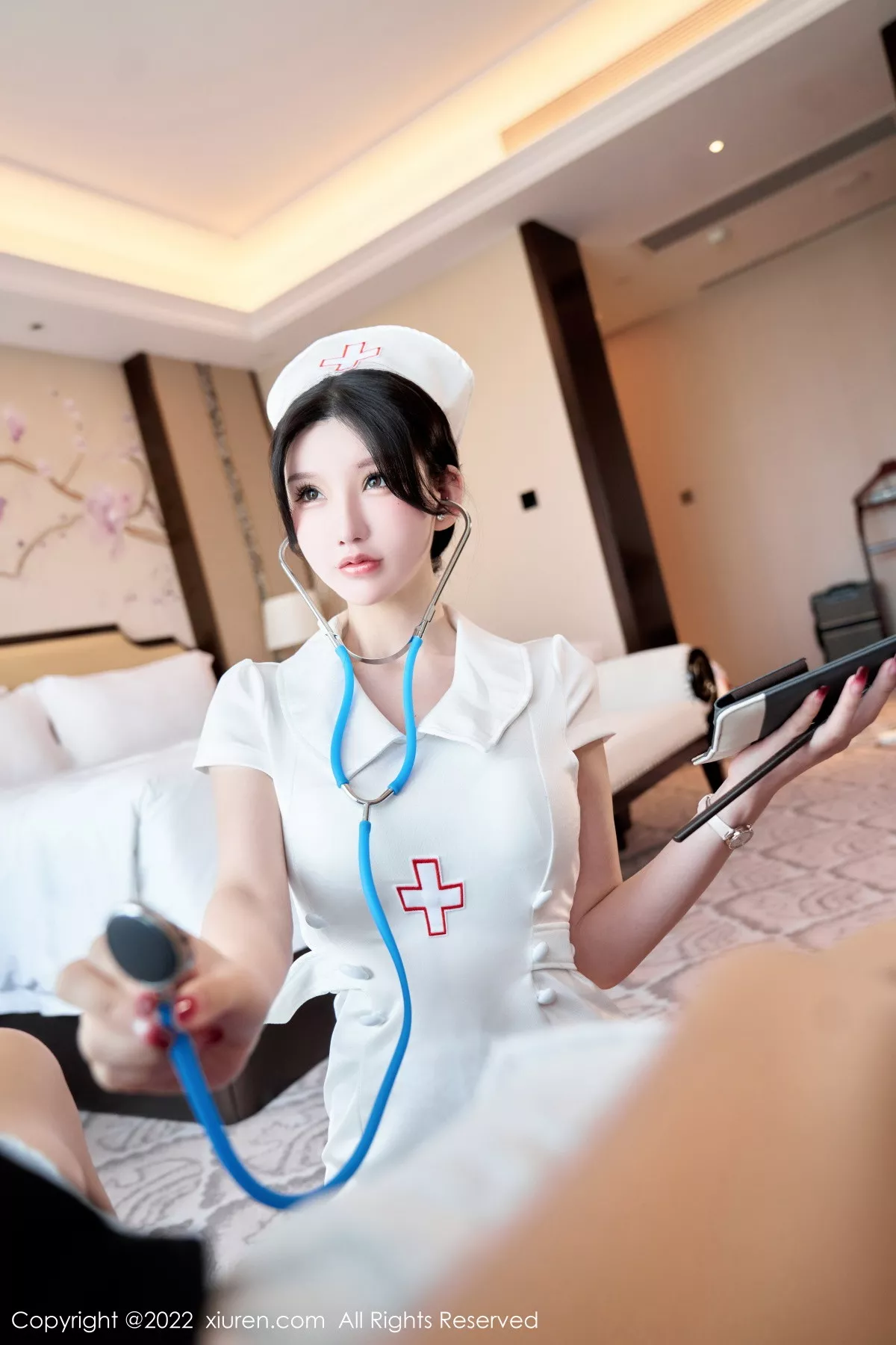 秀人集.com_[XiuRen秀人网]No.5746_女神周于希Sally脱白色护士制服露性感内衣配白丝吊袜诱惑写真80P