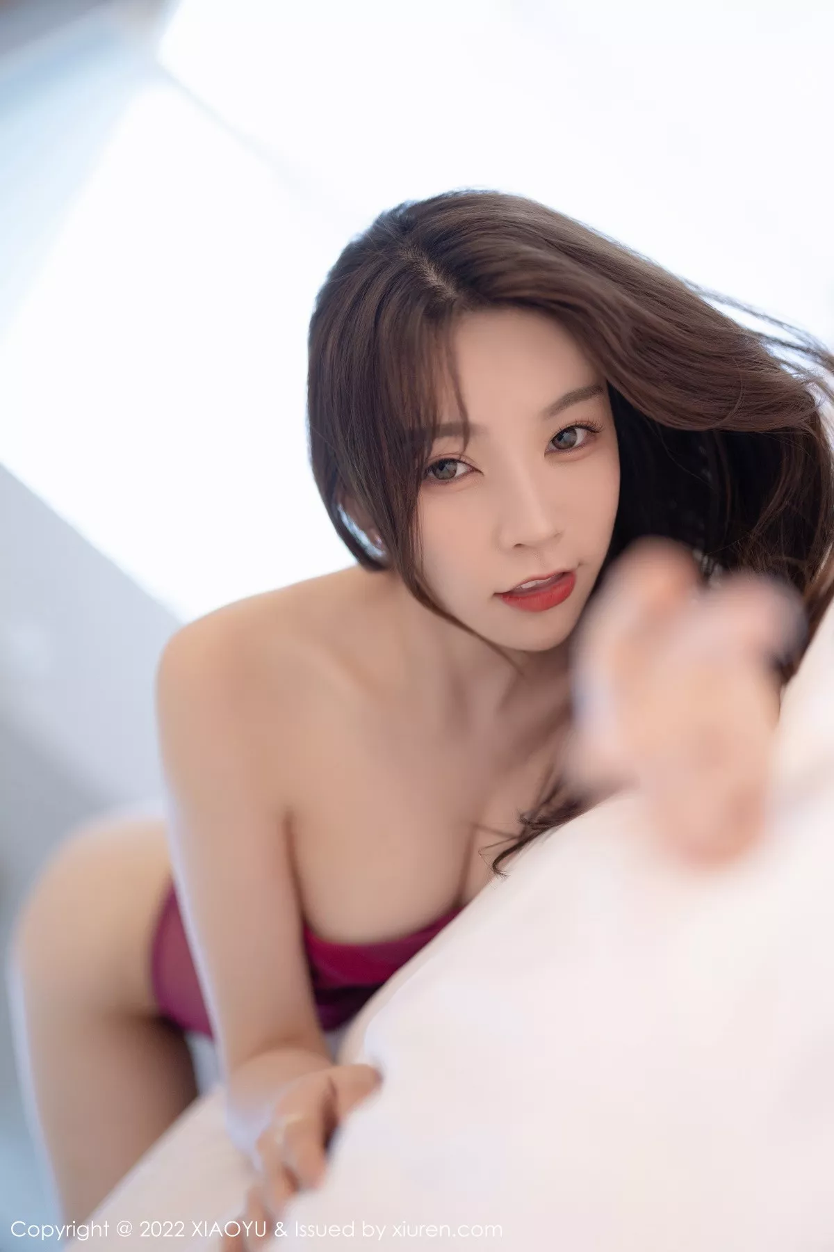 秀人集.com_[XiaoYu画语界]Vol.888_女神徐莉芝Booty黑色露肩连衣裙配超薄肉丝秀完美身材诱惑写真86P