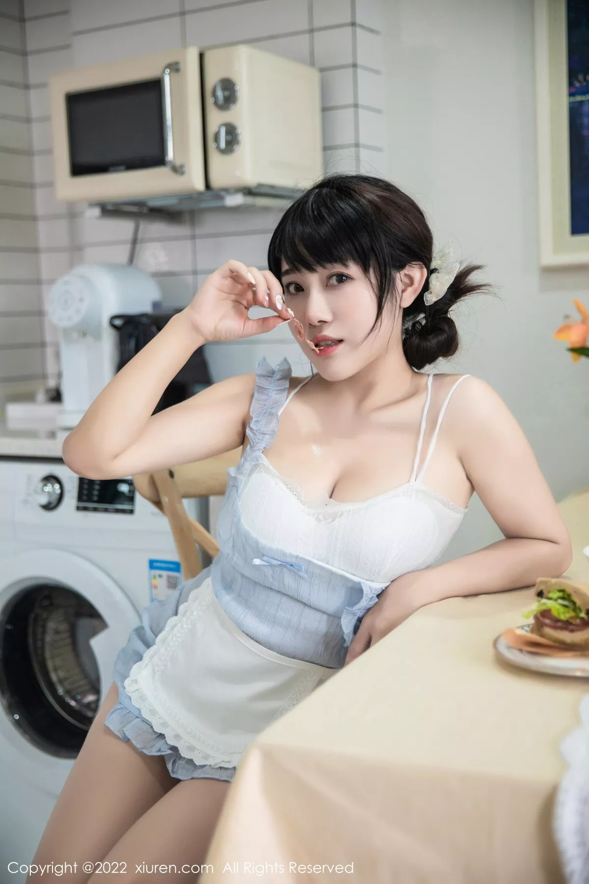 秀人集.com_[XiuRen秀人网]No.5834_模特严利娅Yuliya私房性感浅蓝色女仆服饰秀翘臀美腿诱惑写真53P