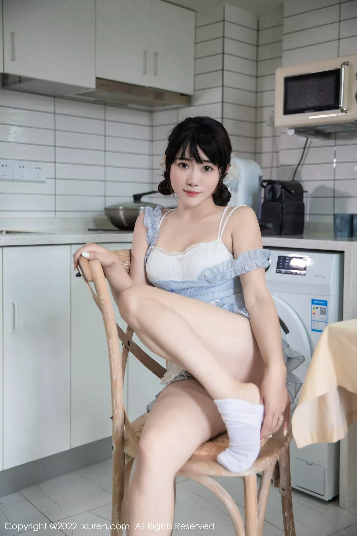 秀人集.com_[XiuRen秀人网]No.5834_模特严利娅Yuliya私房性感浅蓝色女仆服饰秀翘臀美腿诱惑写真53P