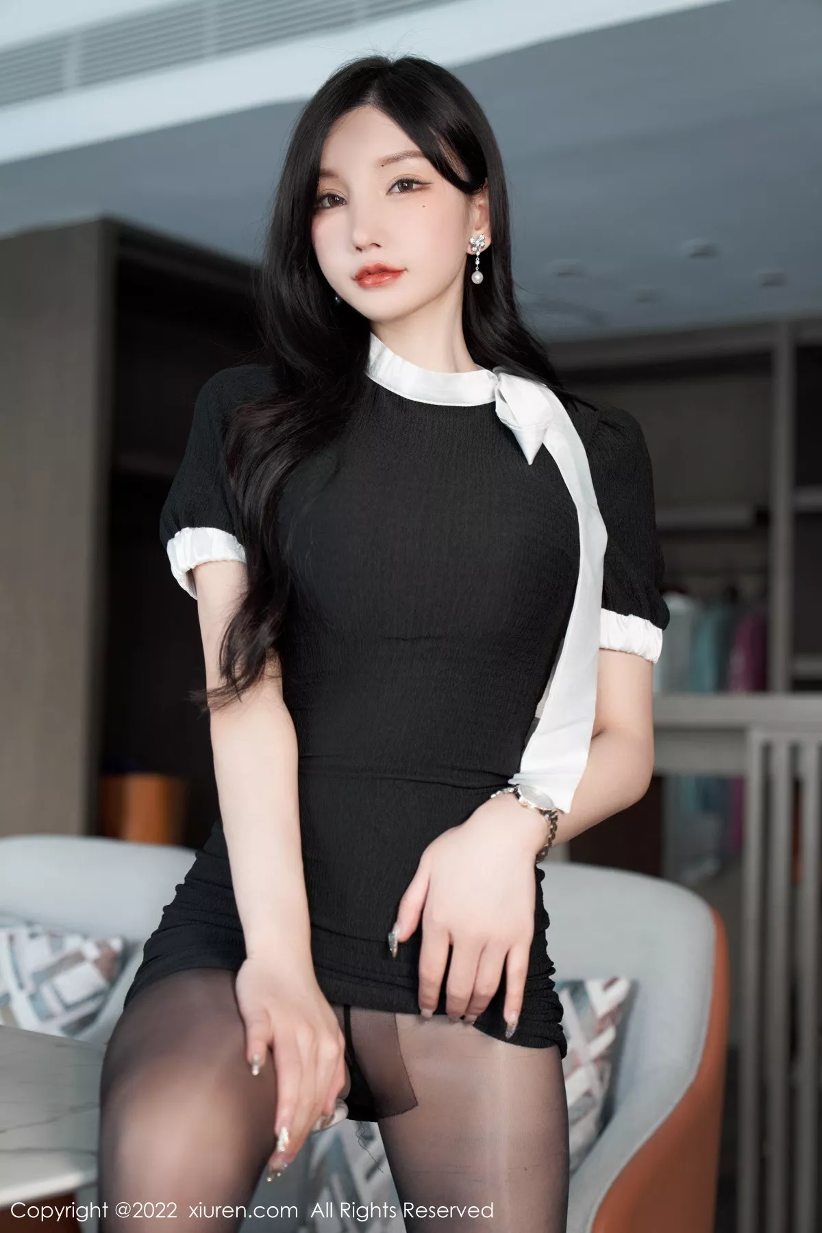 秀人集.com_[XiuRen秀人网]No.5848_女神周于希Sally私房性感蓝色蕾丝内衣配超薄闪亮黑丝魅惑写真102P