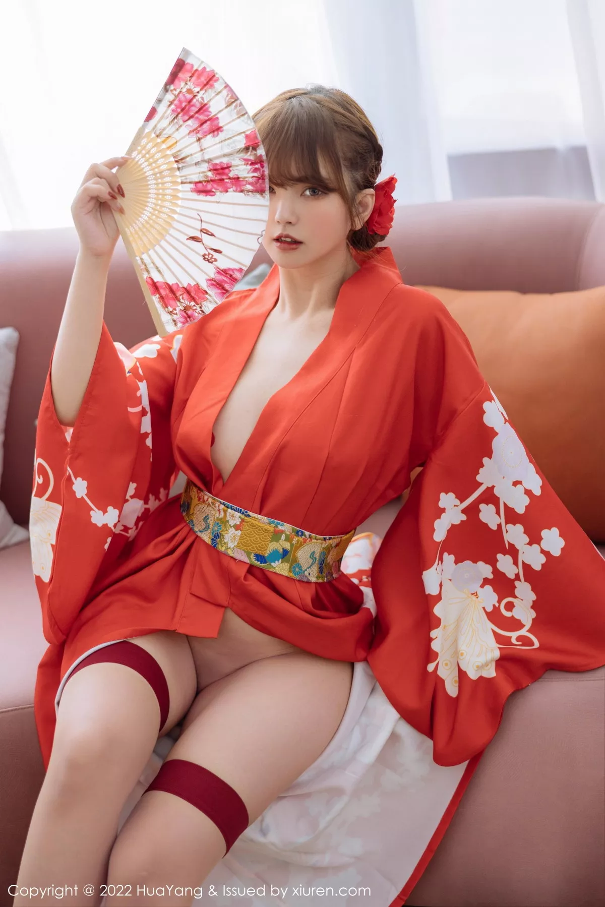 秀人集.com_[HuaYang花漾]Vol.518_模特张思允Nice西双版纳旅拍红色真空和服半脱露豪乳诱惑写真64P