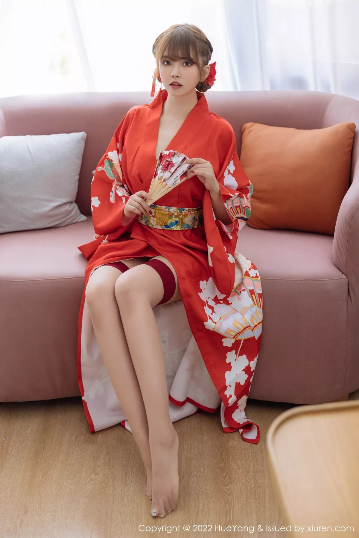 秀人集.com_[HuaYang花漾]Vol.518_模特张思允Nice西双版纳旅拍红色真空和服半脱露豪乳诱惑写真64P