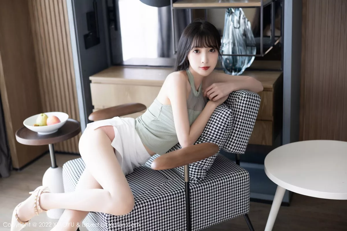 秀人集.com_[XiaoYu画语界]Vol.906_模特林星阑半脱露性感粉色内衣配超薄肉丝秀完美身材诱惑写真84P