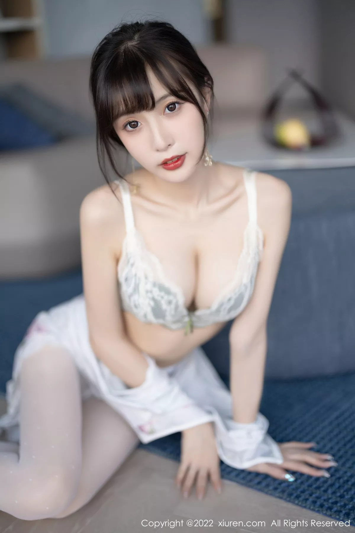秀人集.com_[XiuRen秀人网]No.5757_模特林星阑白色图案旗袍露浅色蕾丝内衣配白丝袜甜美迷人写真90P