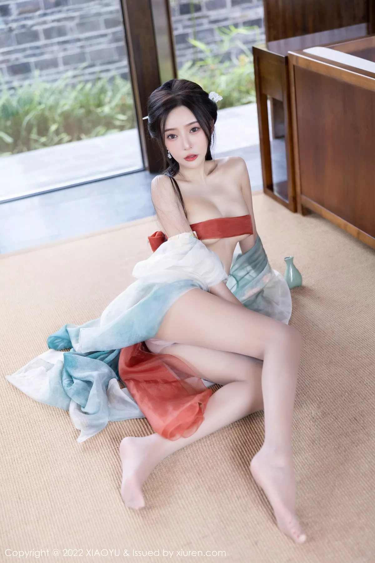秀人集.com_[XiaoYu画语界]Vol.889_女神王馨瑶yanni杭州旅拍户外场景性感浅色古装服迷人诱惑写真92P