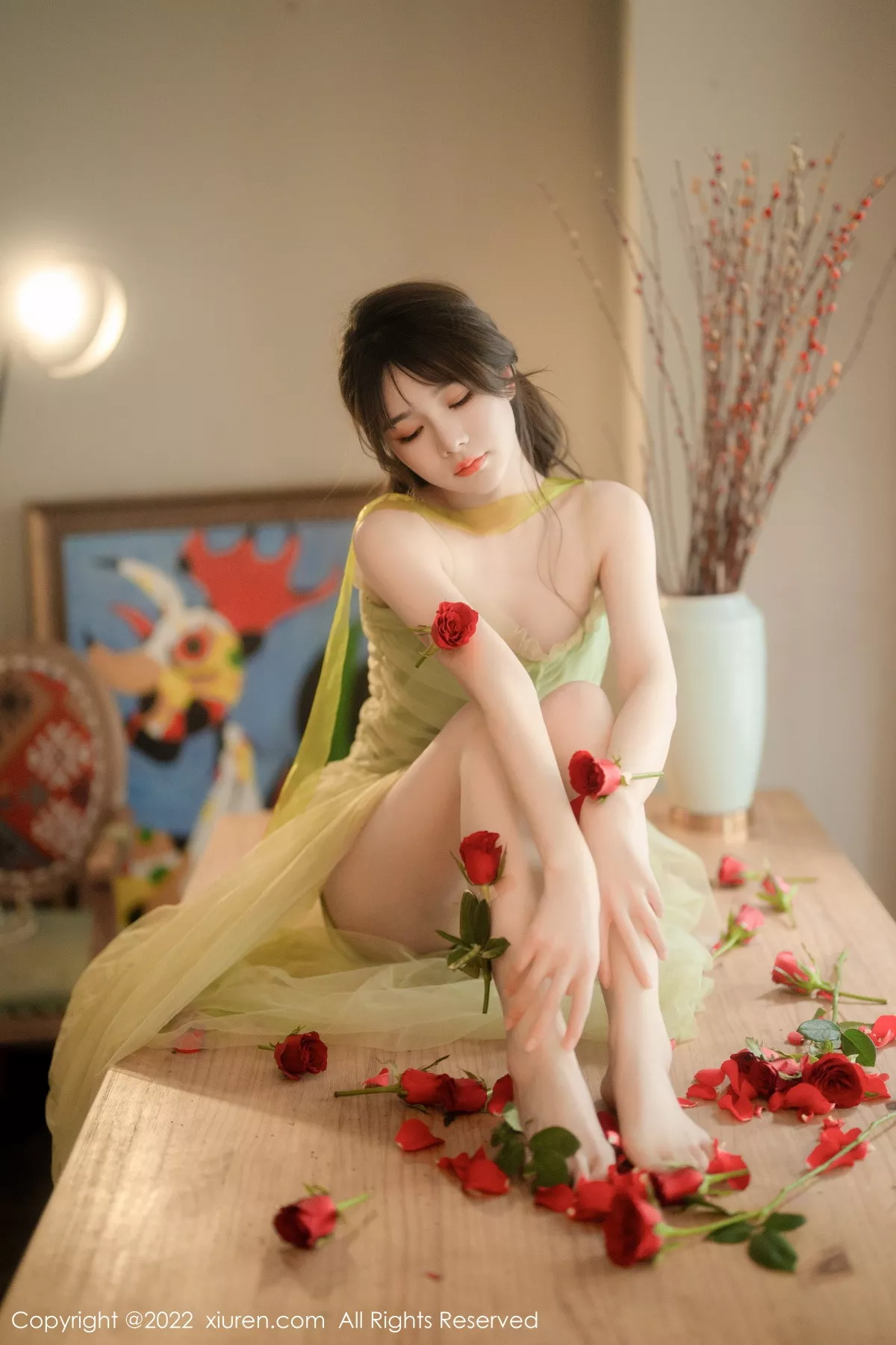 秀人集.com_[XiuRen秀人网]No.5875_模特婠婠么私房性感淡绿色连衣裙秀曼妙身姿白嫩美腿诱惑写真85P