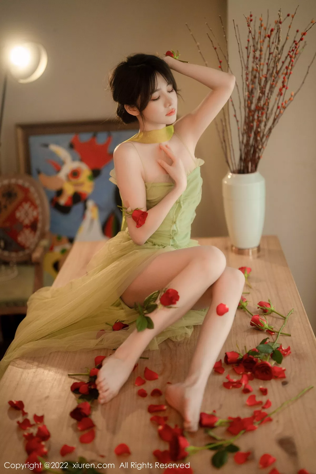 秀人集.com_[XiuRen秀人网]No.5875_模特婠婠么私房性感淡绿色连衣裙秀曼妙身姿白嫩美腿诱惑写真85P
