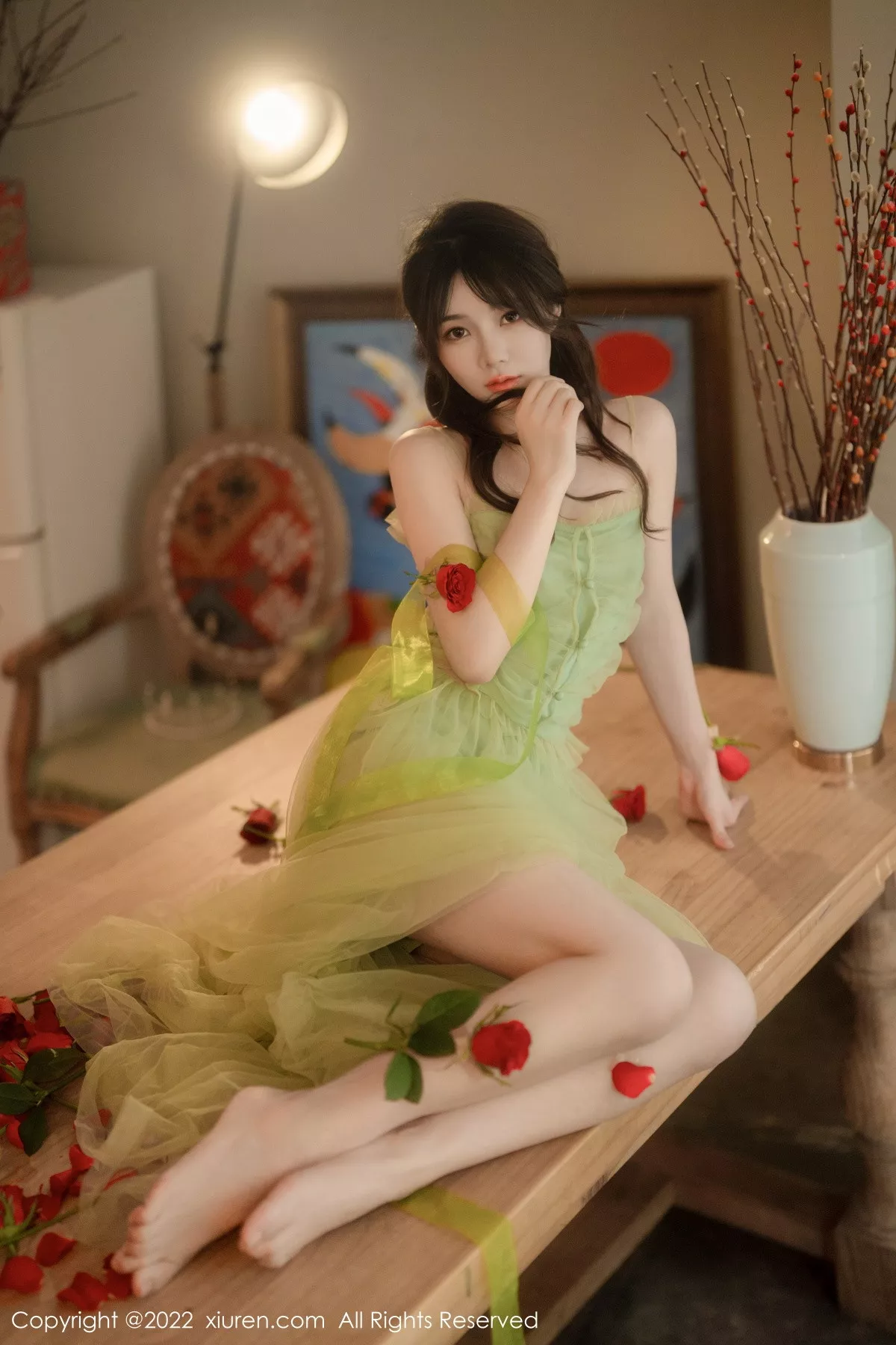 秀人集.com_[XiuRen秀人网]No.5875_模特婠婠么私房性感淡绿色连衣裙秀曼妙身姿白嫩美腿诱惑写真85P