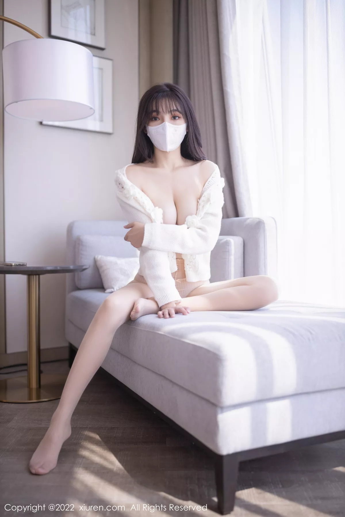 秀人集.com_[XiuRen秀人网]No.5771_模特陆萱萱性感白色毛线衣配浅色短裙半脱秀完美身材诱惑写真84P