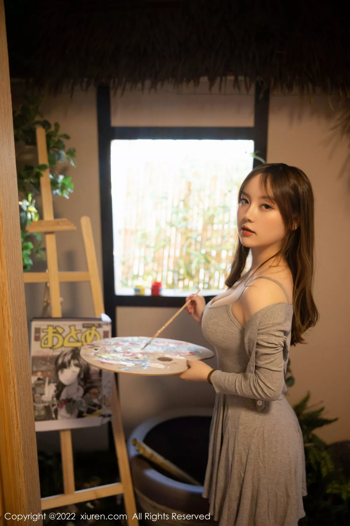 秀人集.com_[XiuRen秀人网]No.5943_模特豆瓣酱绘画主题灰色低胸吊带裙配肉丝秀丰满身材诱惑写真71P